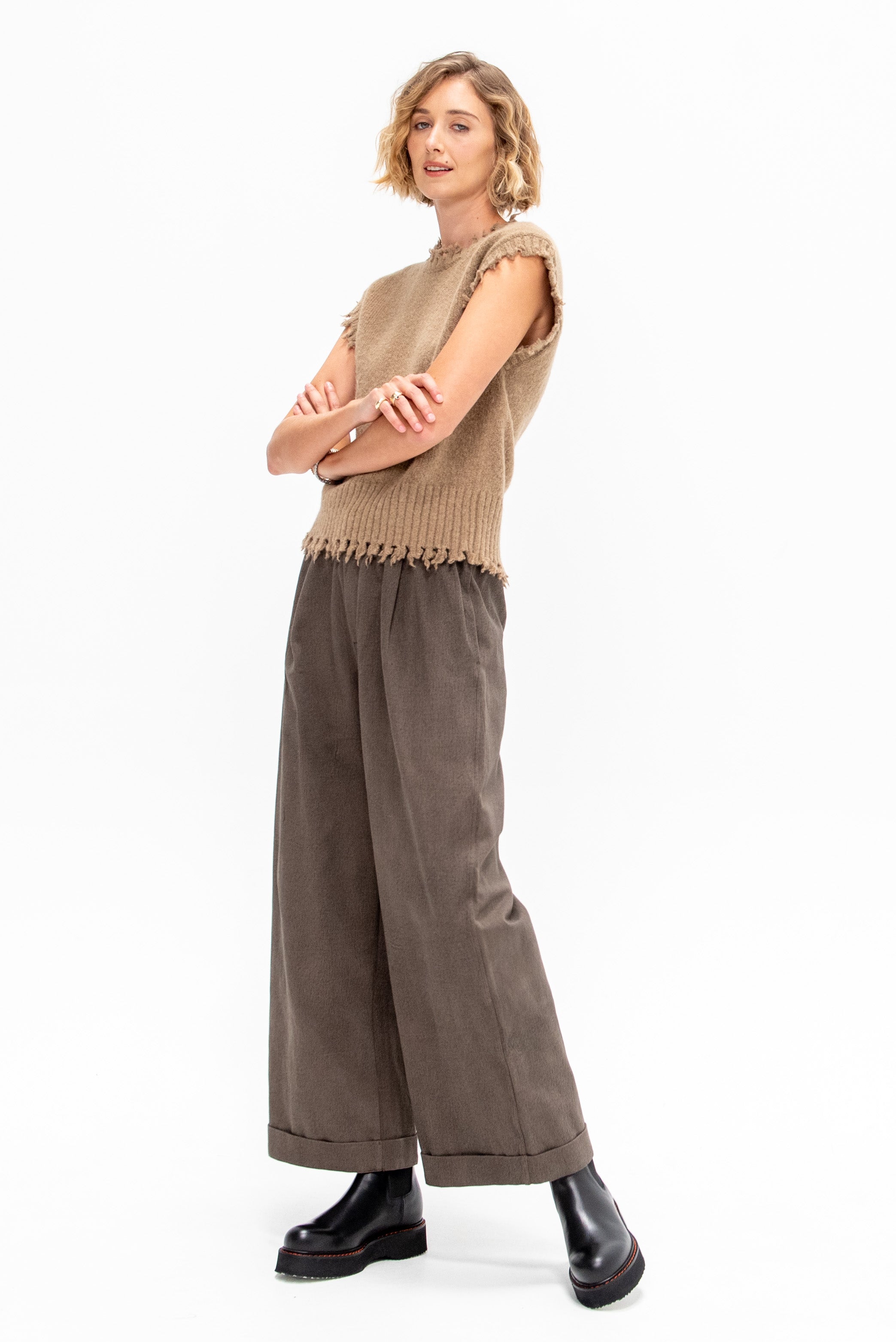 Lauren Manoogian Fray Shell, Tobacco – Kick Pleat