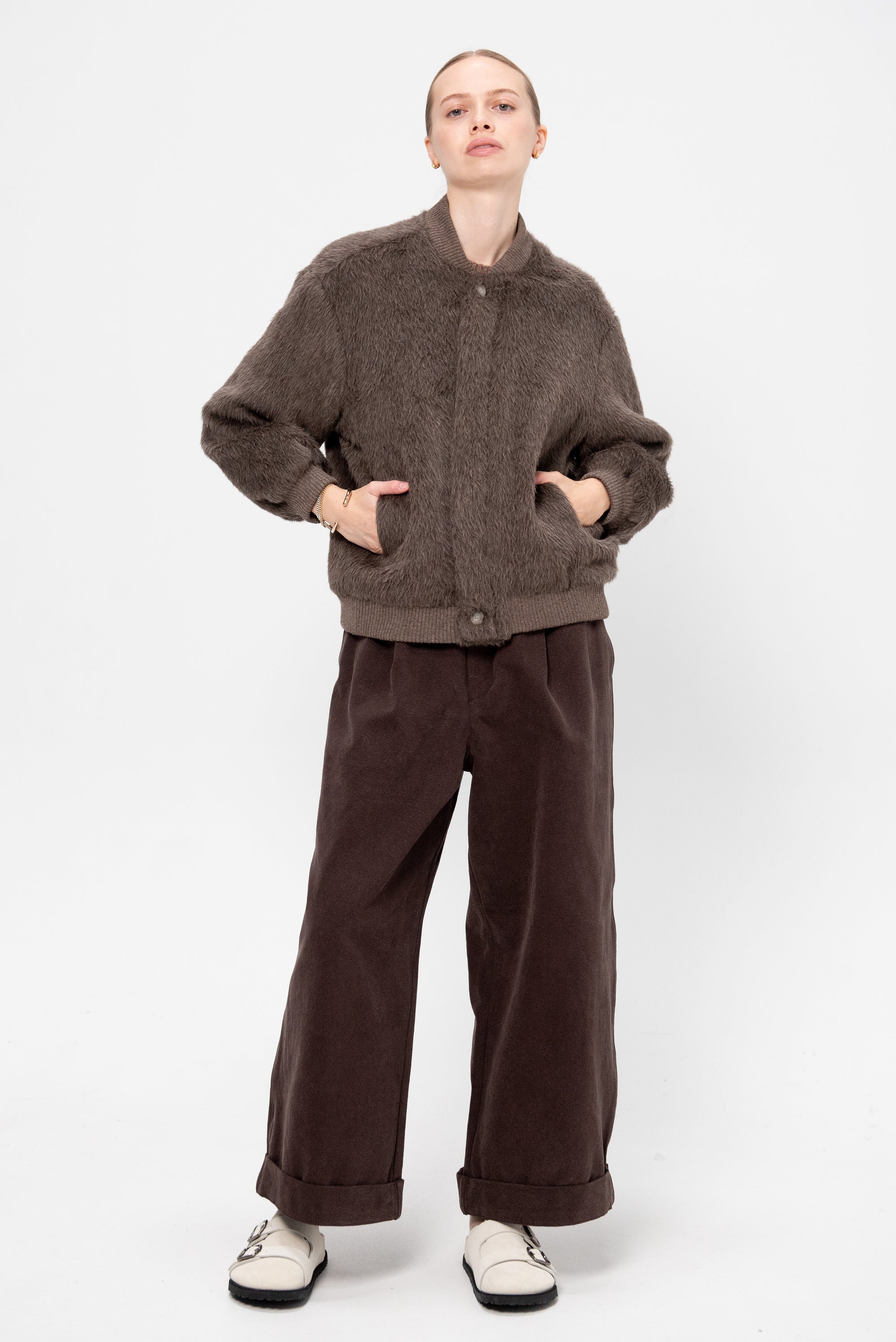 Suri Bomber, Barnwood