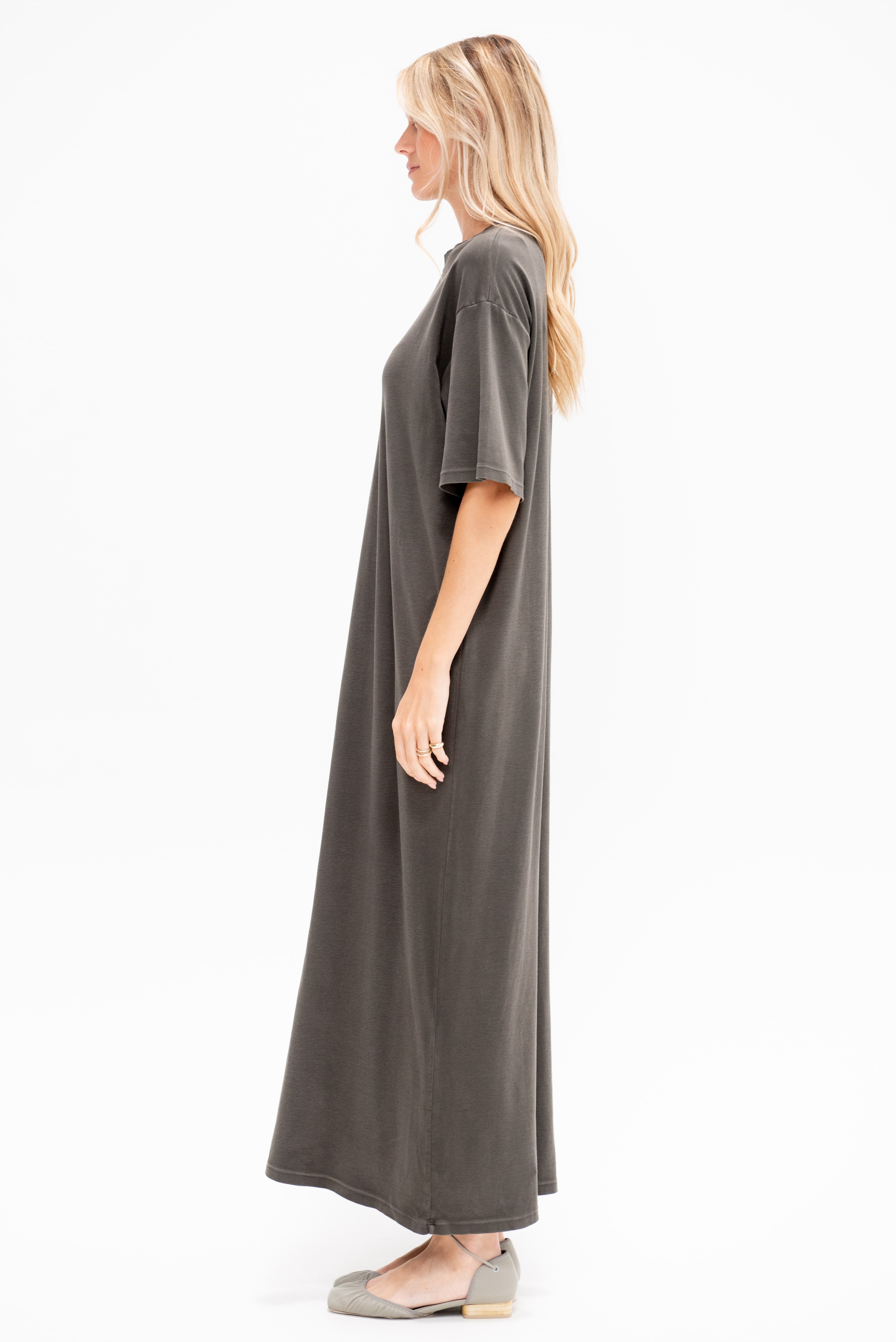 Lauren Manoogian Tee Dress, Washed Black – Kick Pleat