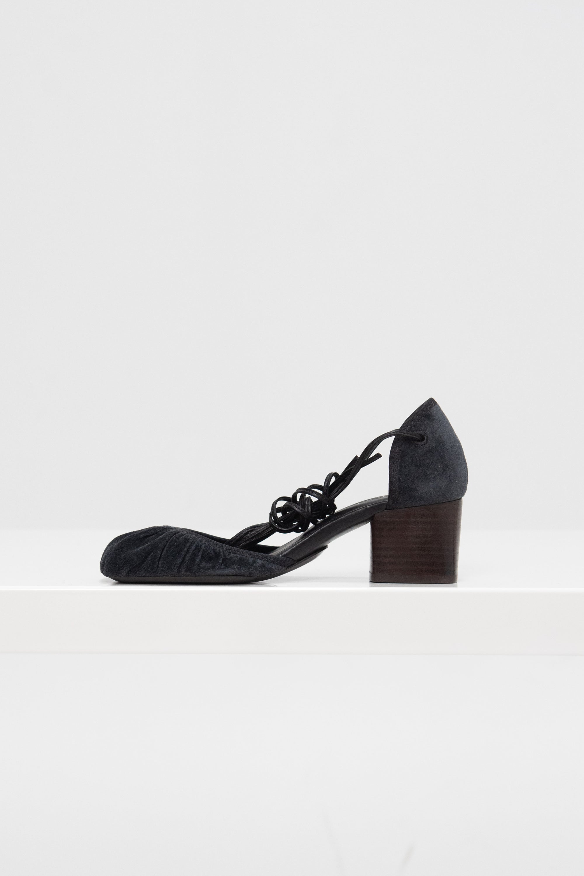 Micro Ballerina, Coal