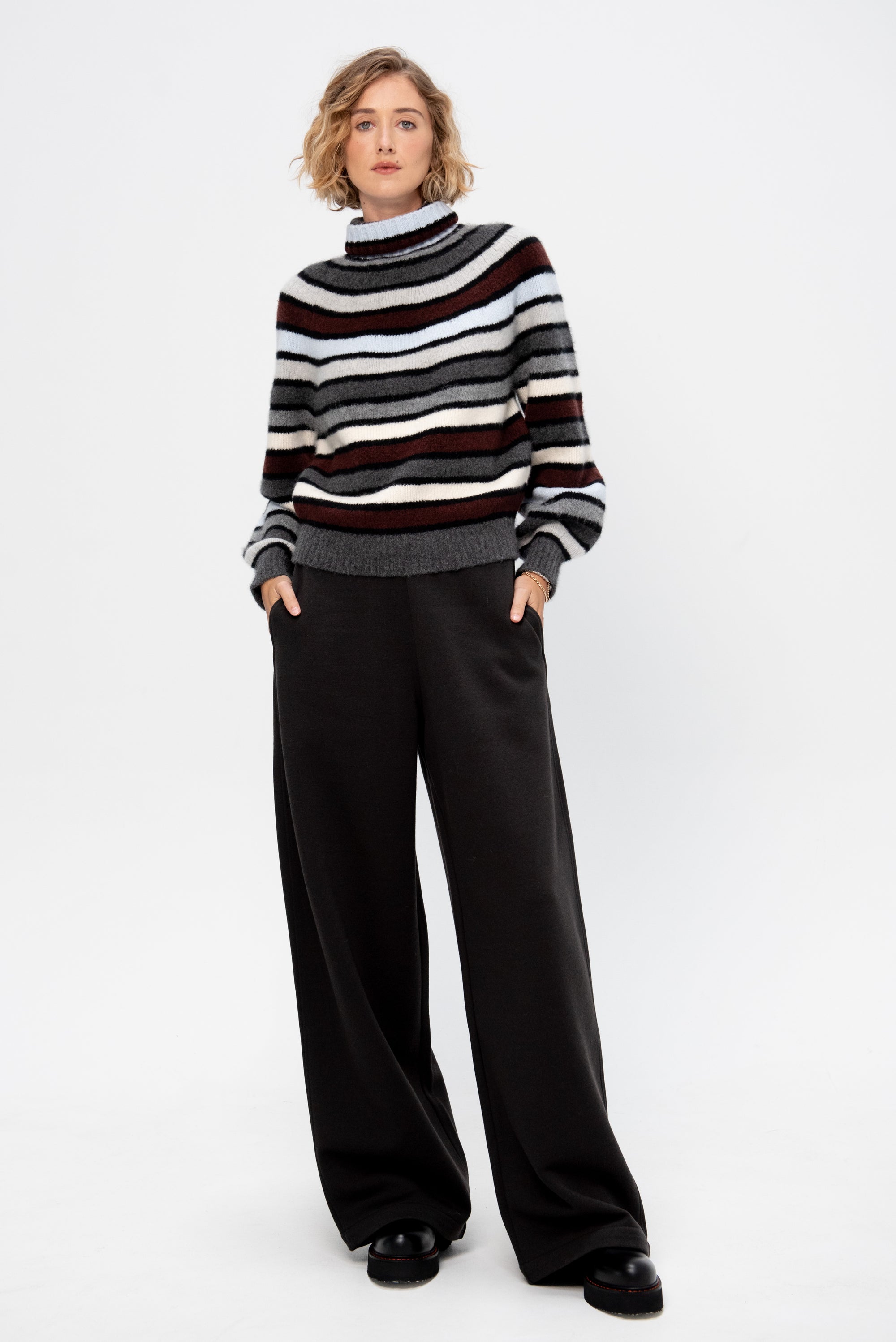 Relaxed Large Pants, Dark Roast