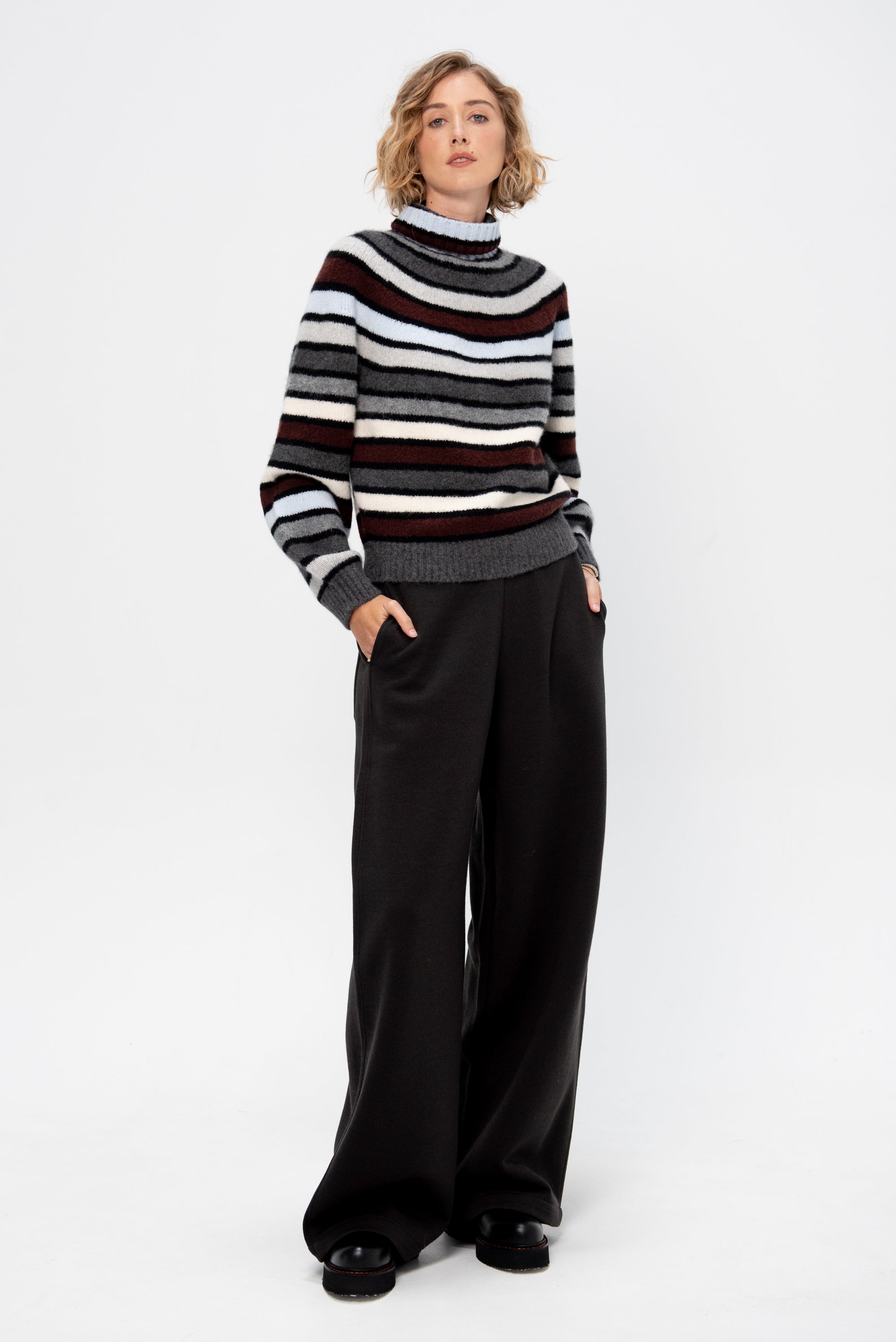 Relaxed Large Pants, Dark Roast
