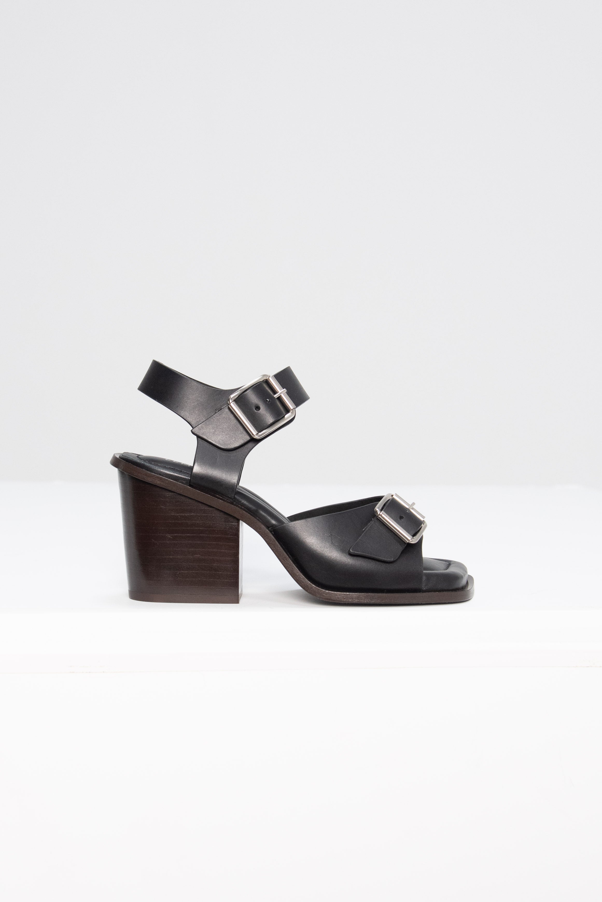 LEMAIRE SQUARE HEELED SANDALS ルメール Lemaire Square Heeled Sandals Black 80 – Neighbour