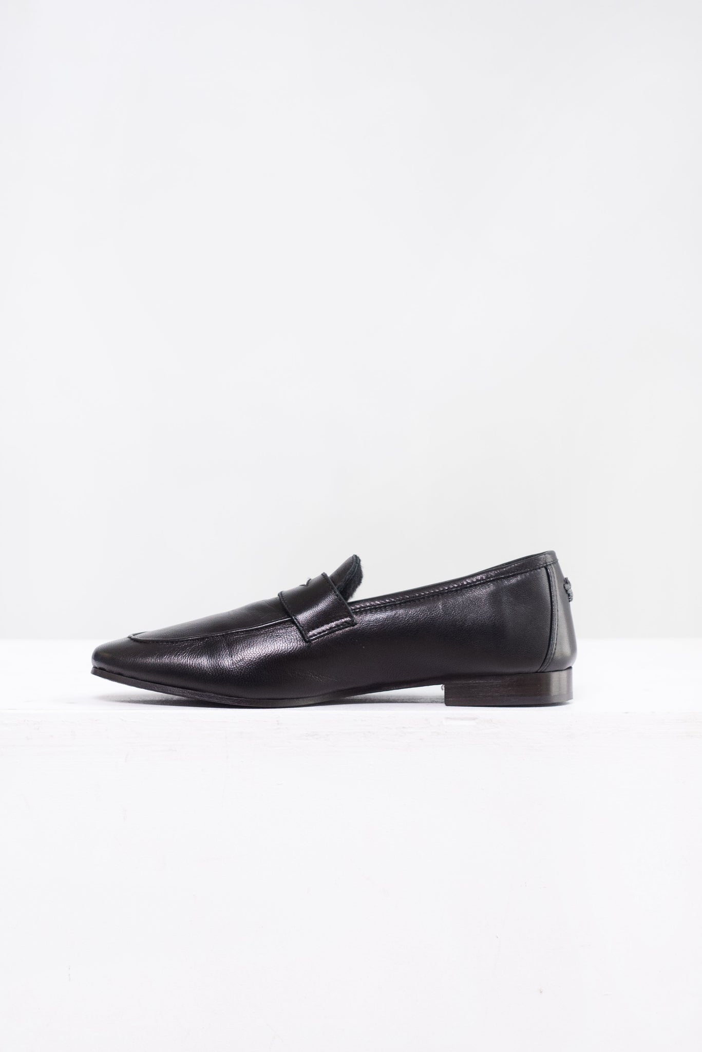 Leather and Shearling Flaneur, Black