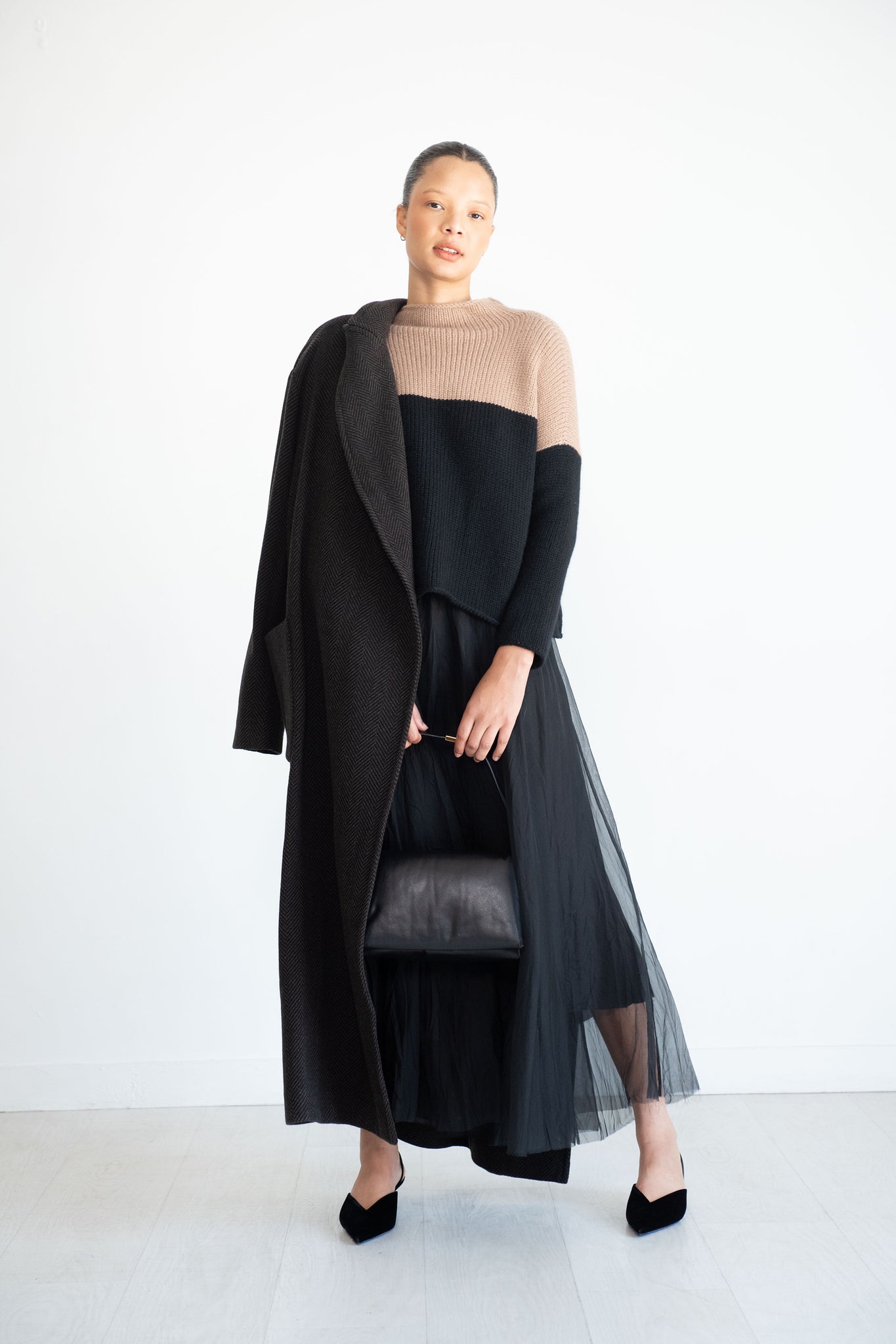 Louiza Babouryan - Two-Tone Sweater, Black & Tan