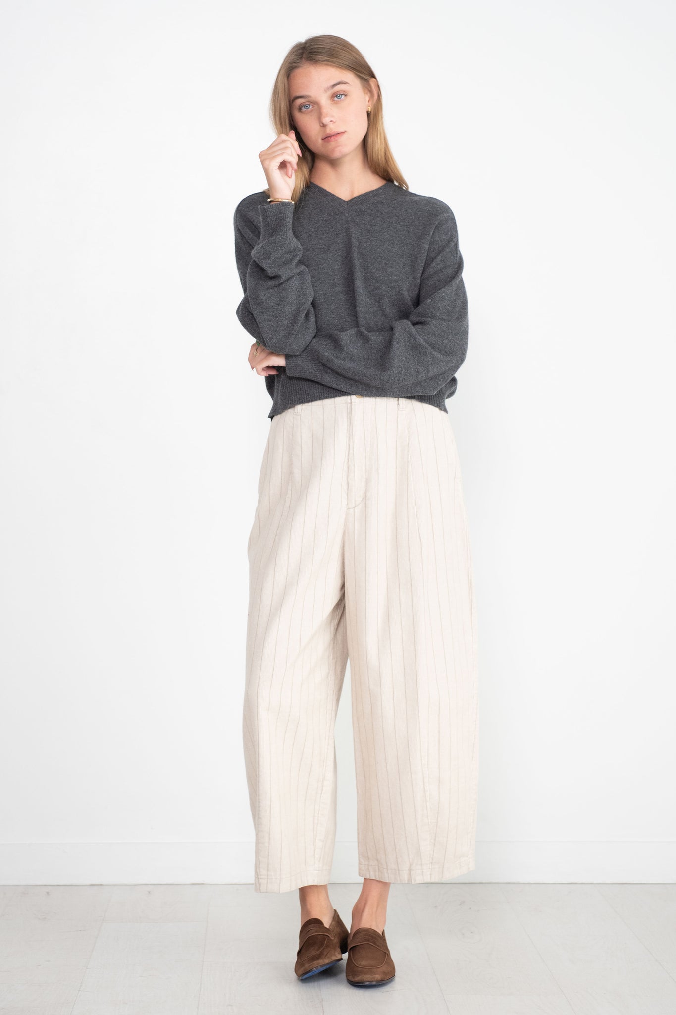 LOULOU STUDIO - V-Neck Sweater, Anthracite Melange