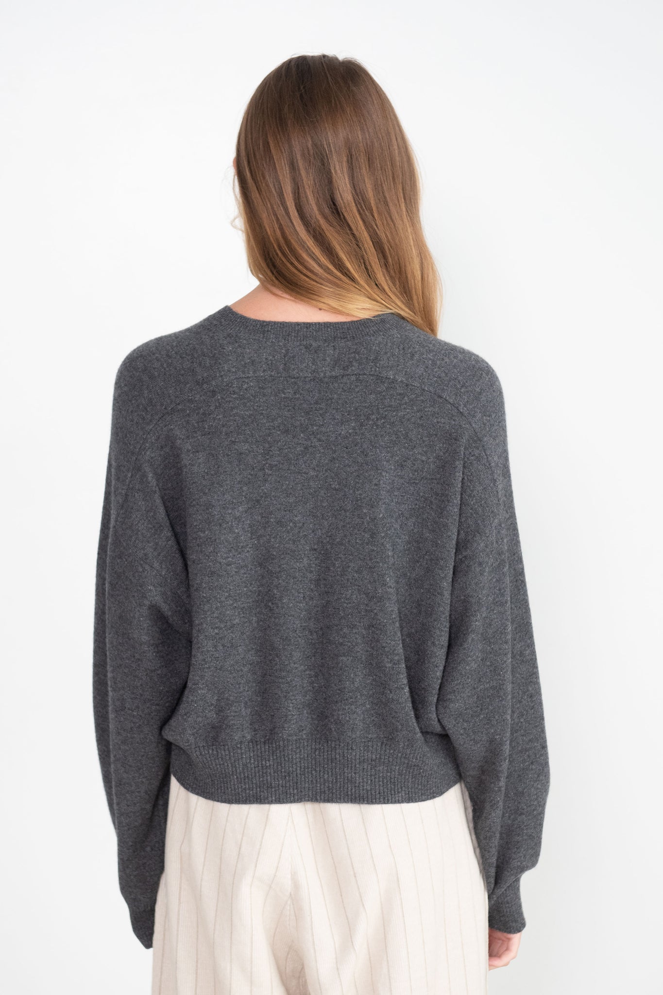 LOULOU STUDIO - V-Neck Sweater, Anthracite Melange