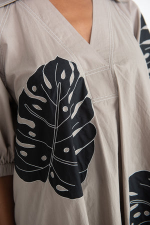LOVEBIRDS - Puff Sleeve Applique Dress, Beige & Black