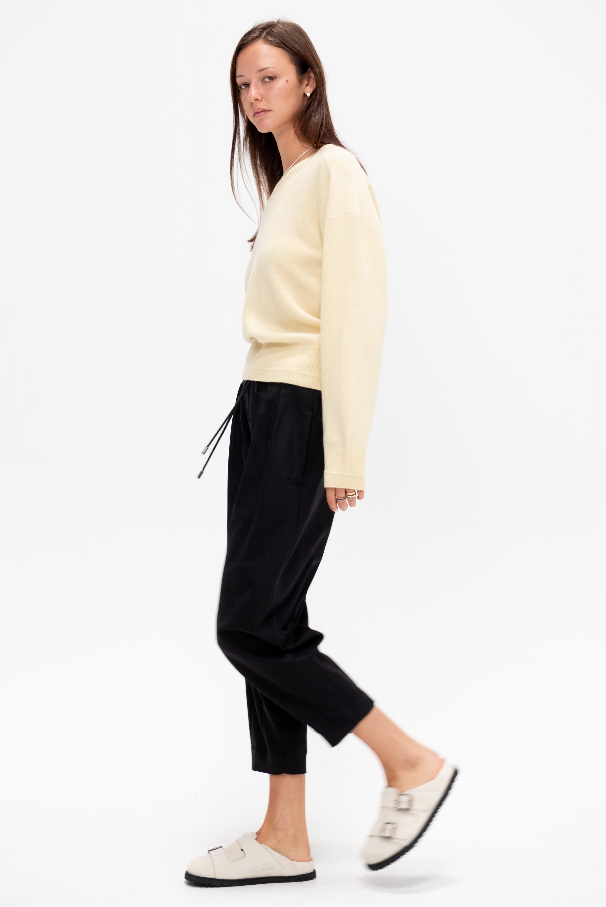 Barrell Leg Drawstring Trouser, Black