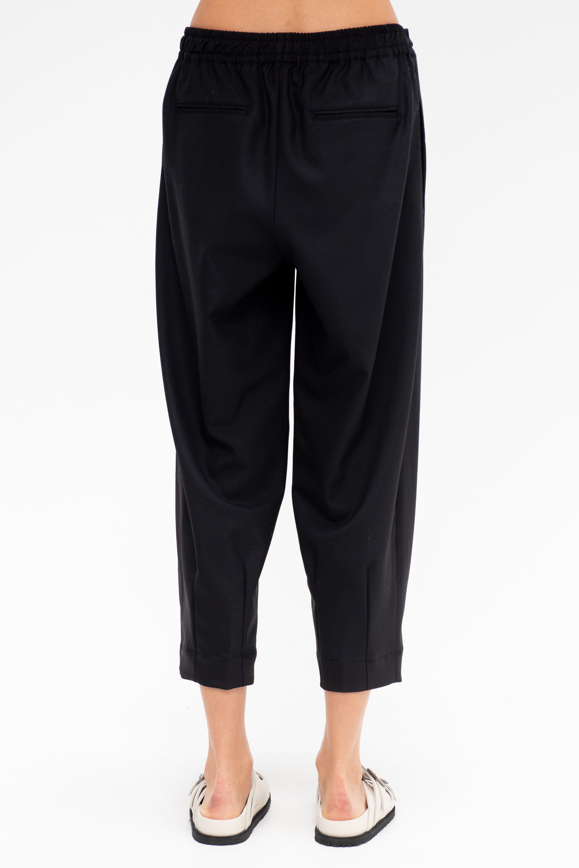 Barrell Leg Drawstring Trouser, Black