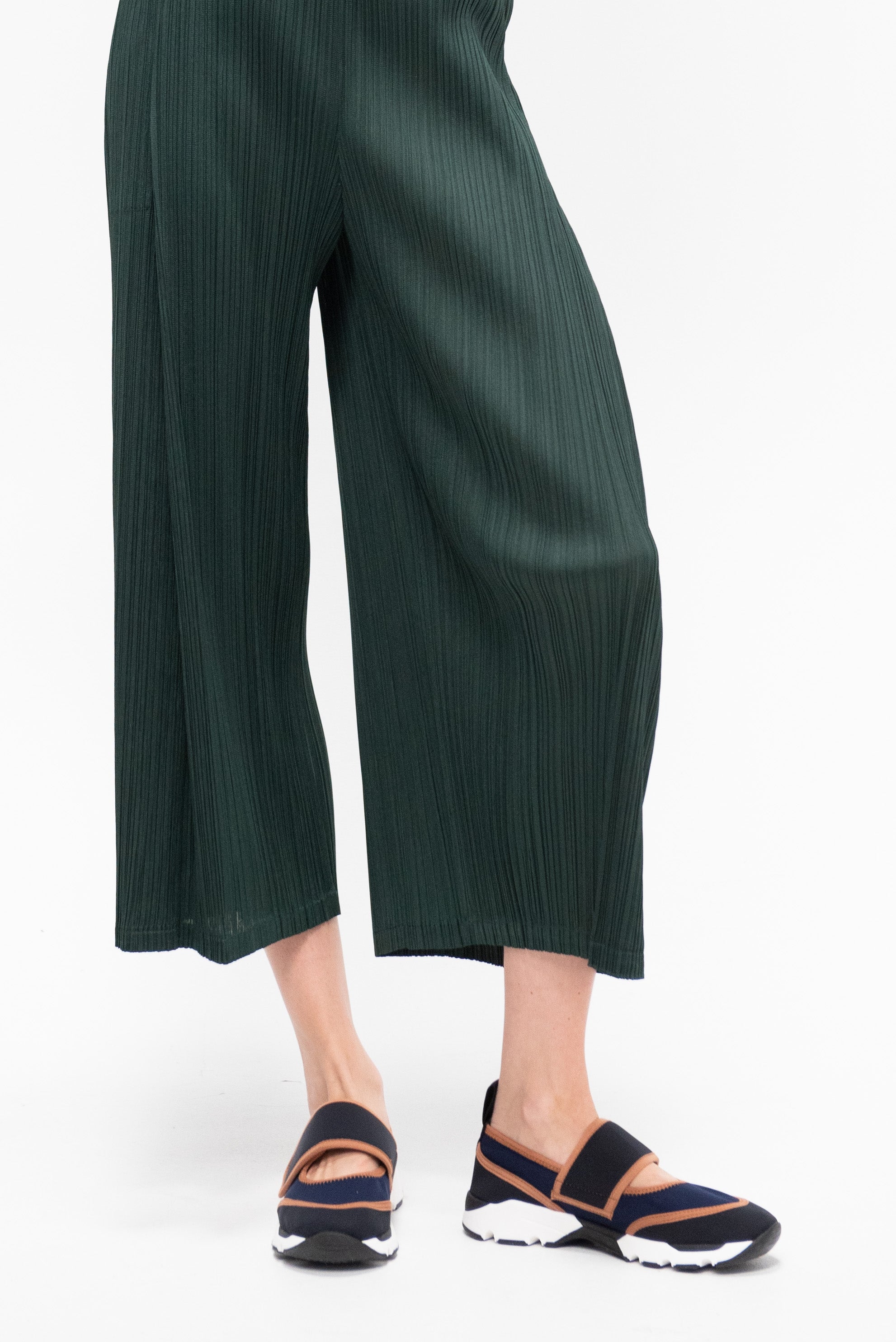 Mary Jane Running Sneaker, Deep Blue &amp; Black