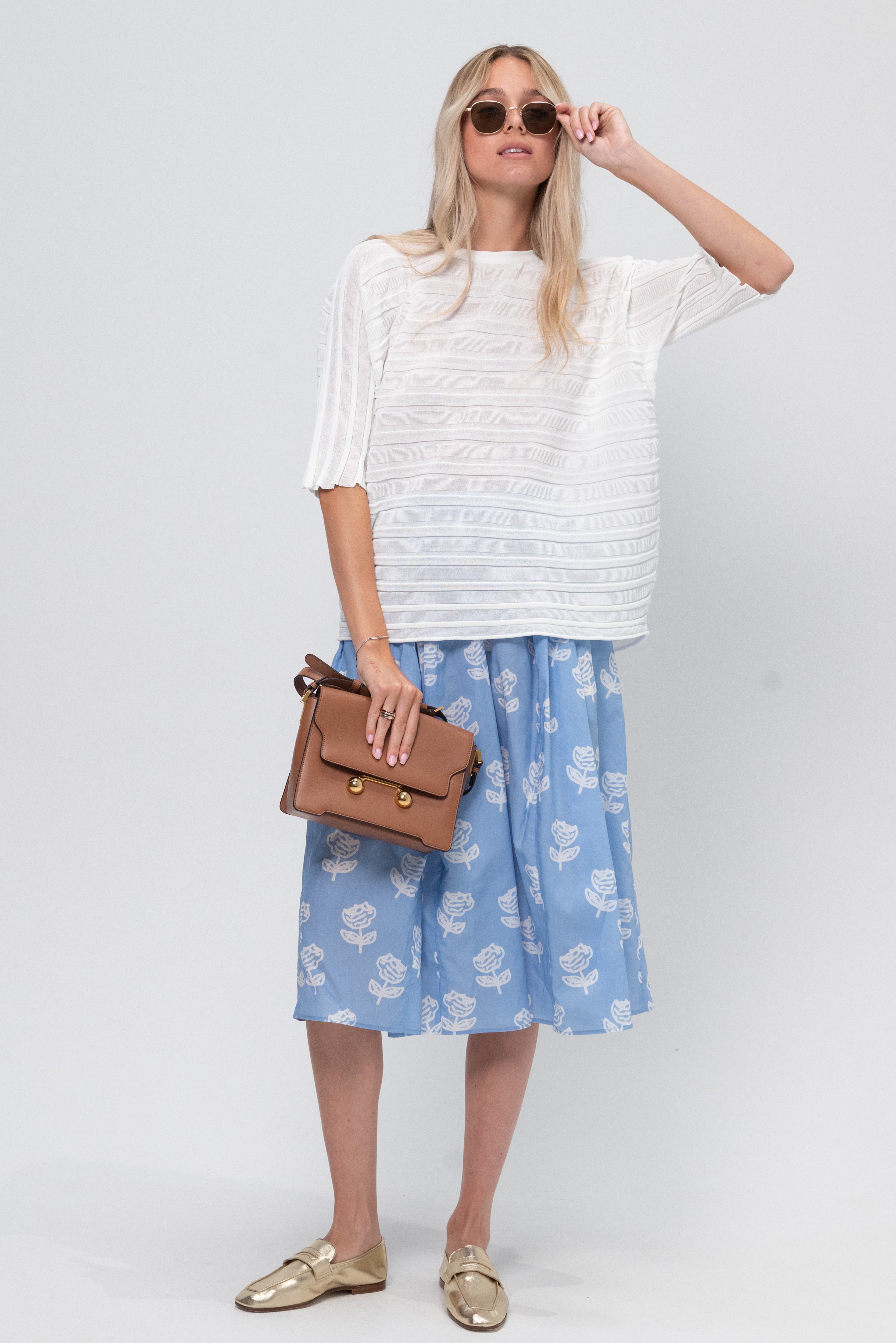 Marni Sprayed Roses Print Skirt, Iris Blue – Kick Pleat