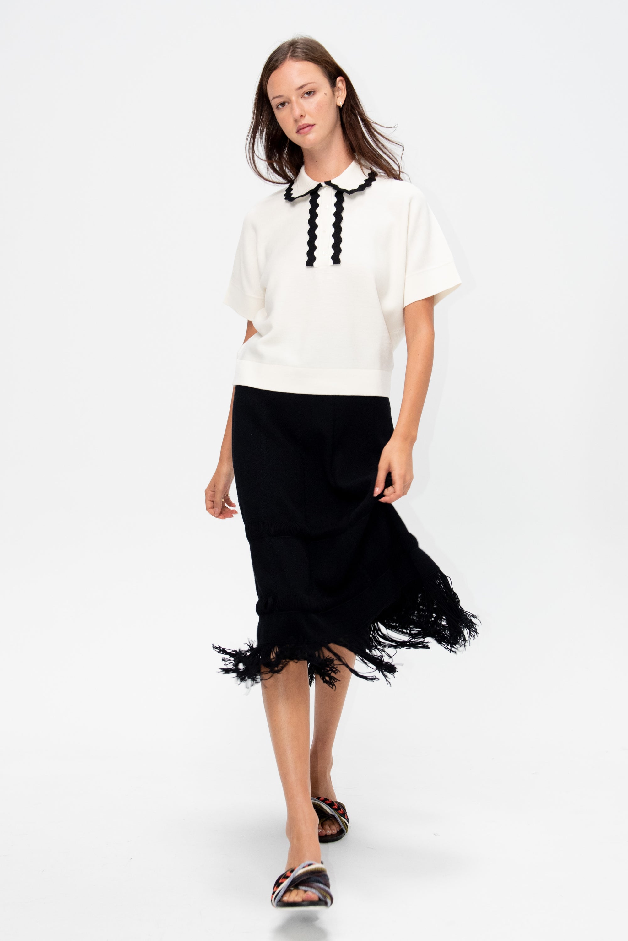 Danse - Knit Pencil Skirt with Fringe, Deep Black