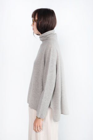 pas de calais - Fine Wool Loose High Neck Pullover, Grey