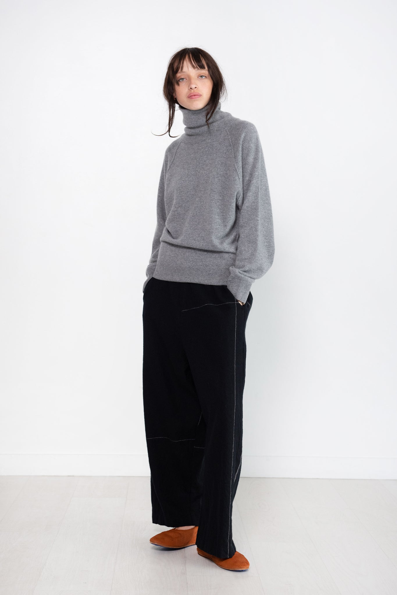 pas de calais - Wide Pants Wool Twill, Black