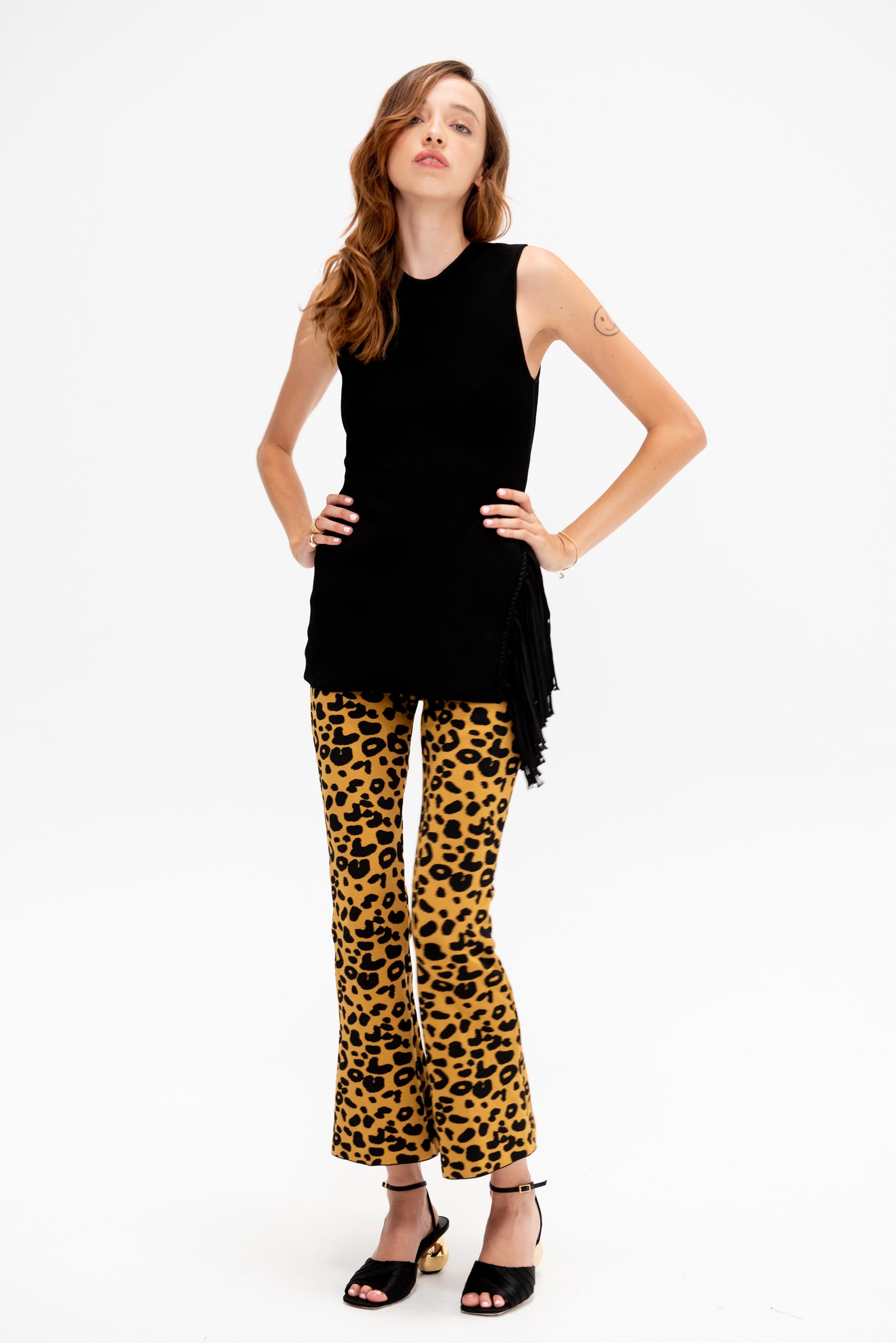 Vesa Top, Black
