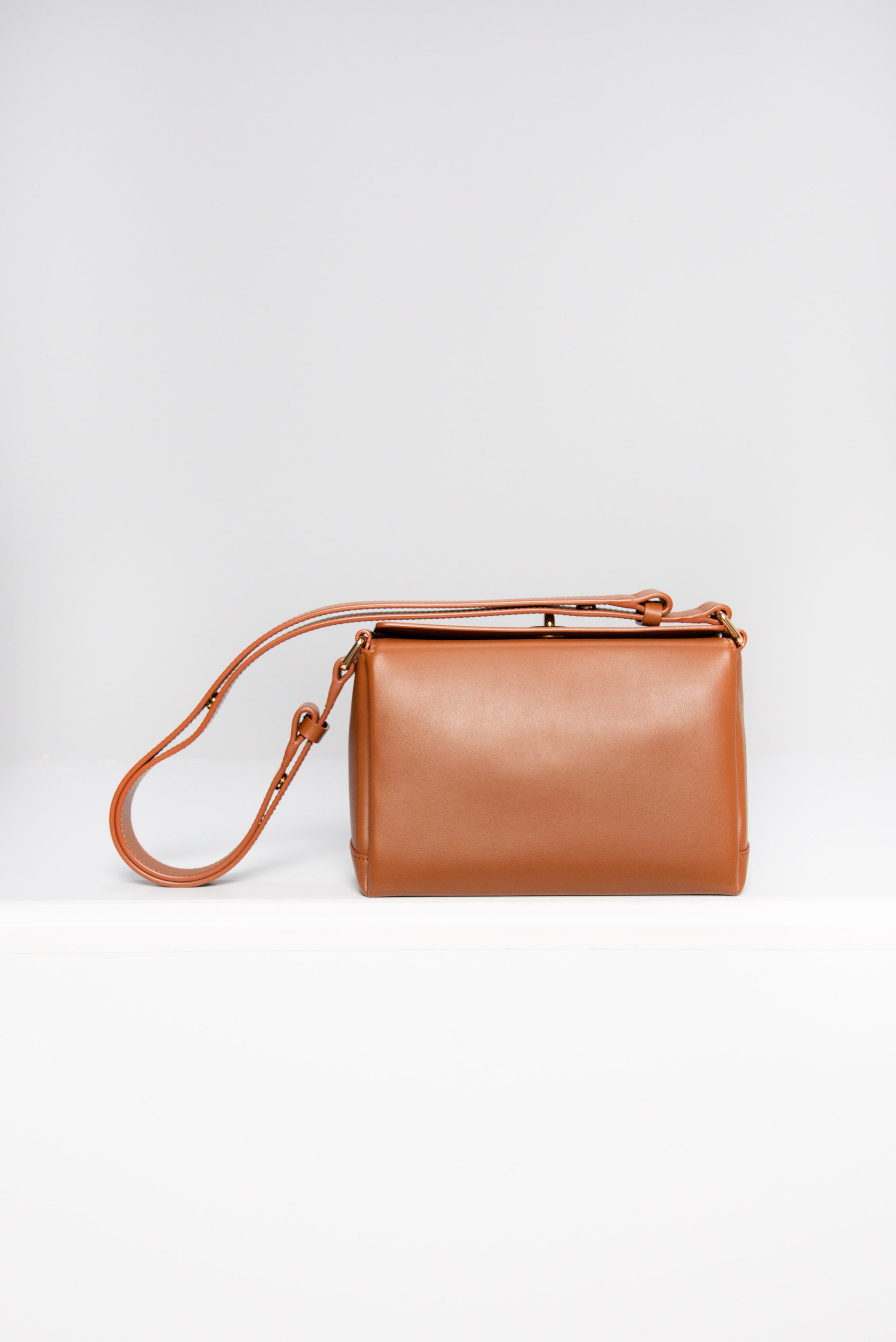 Plan C Small Shoulder Bag – Kick Pleat