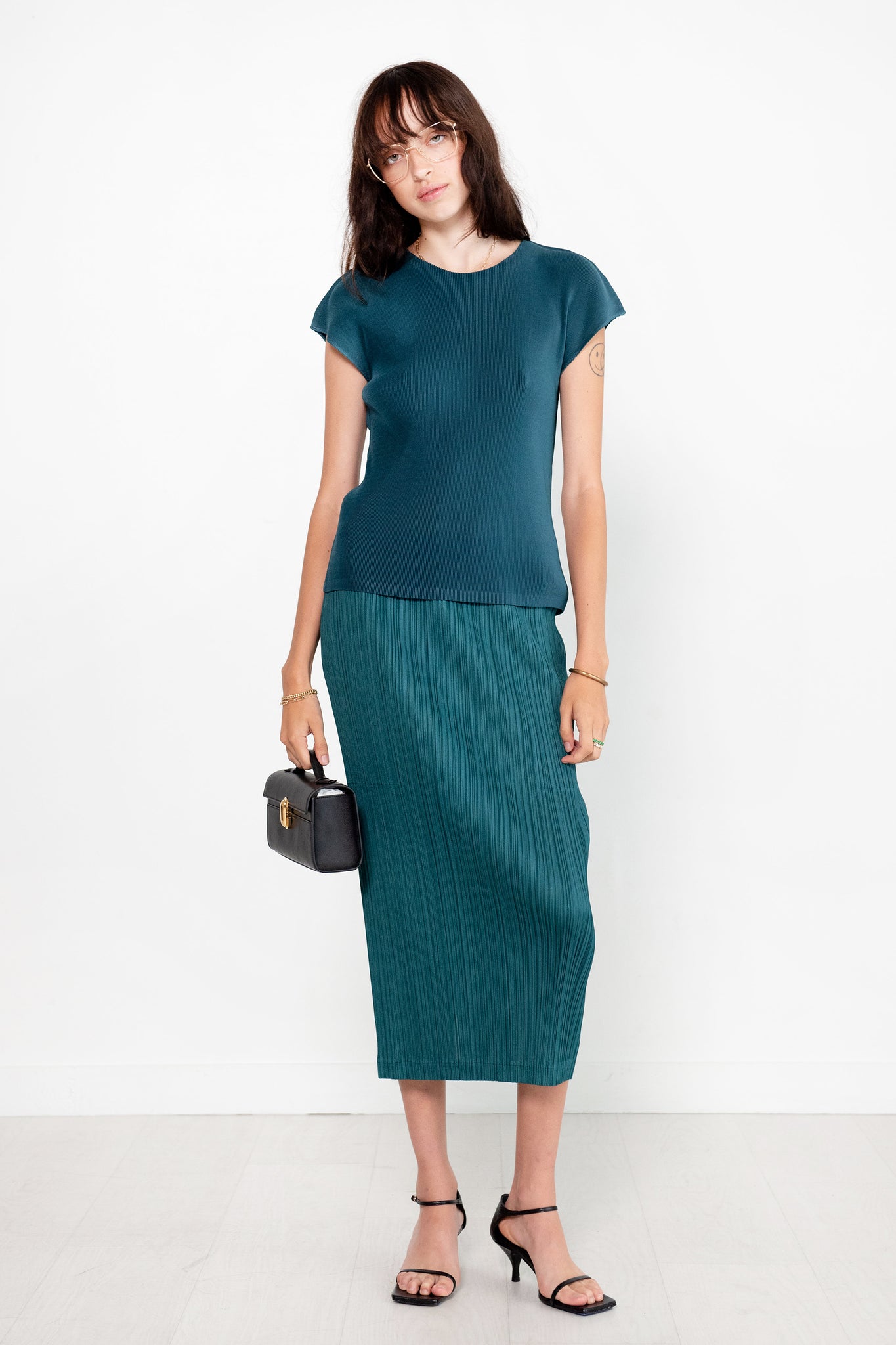 Pleats Please by Issey Miyake – Kick Pleat