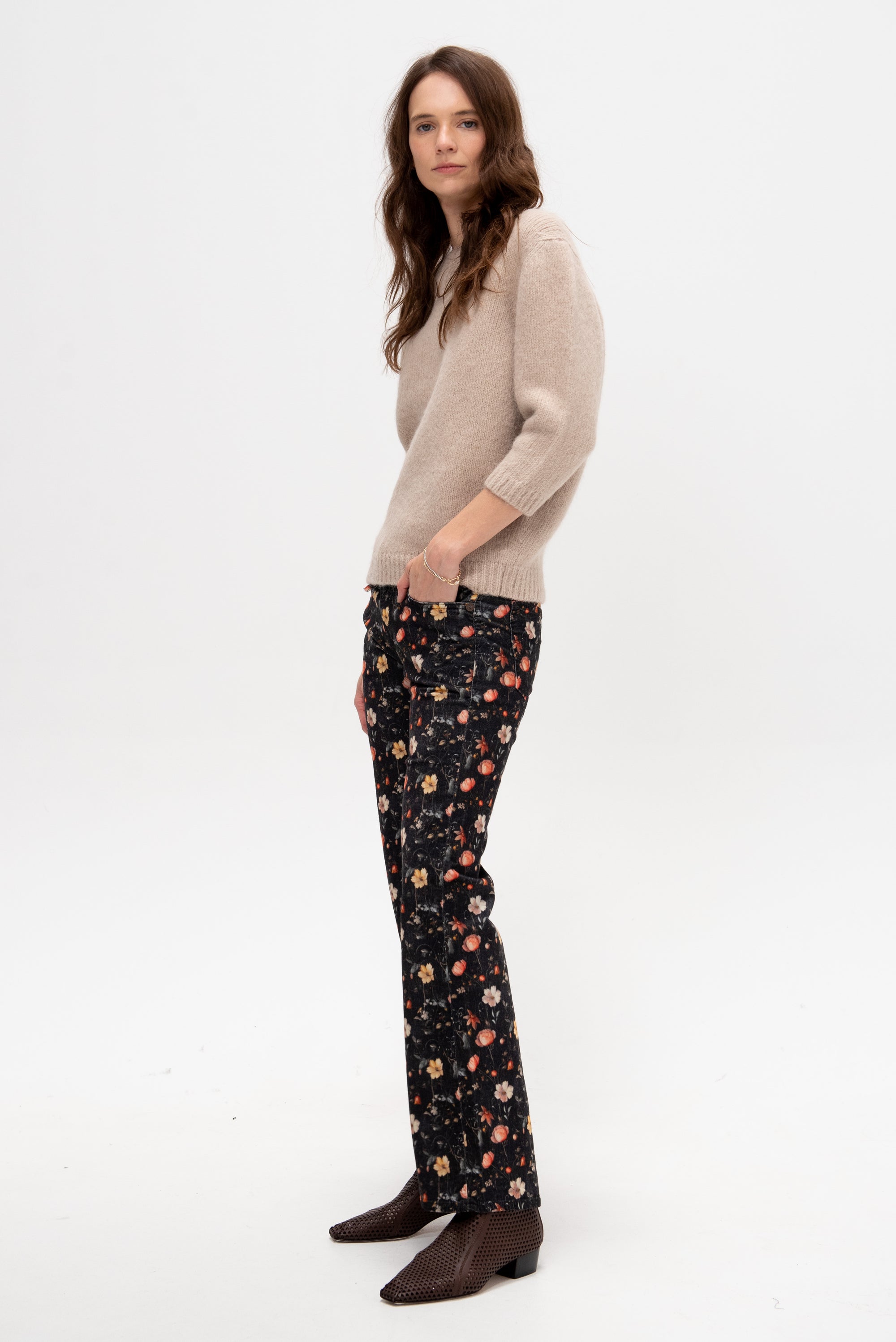 Joan Kick Flare Jean, Luna Petal Velveteen Black
