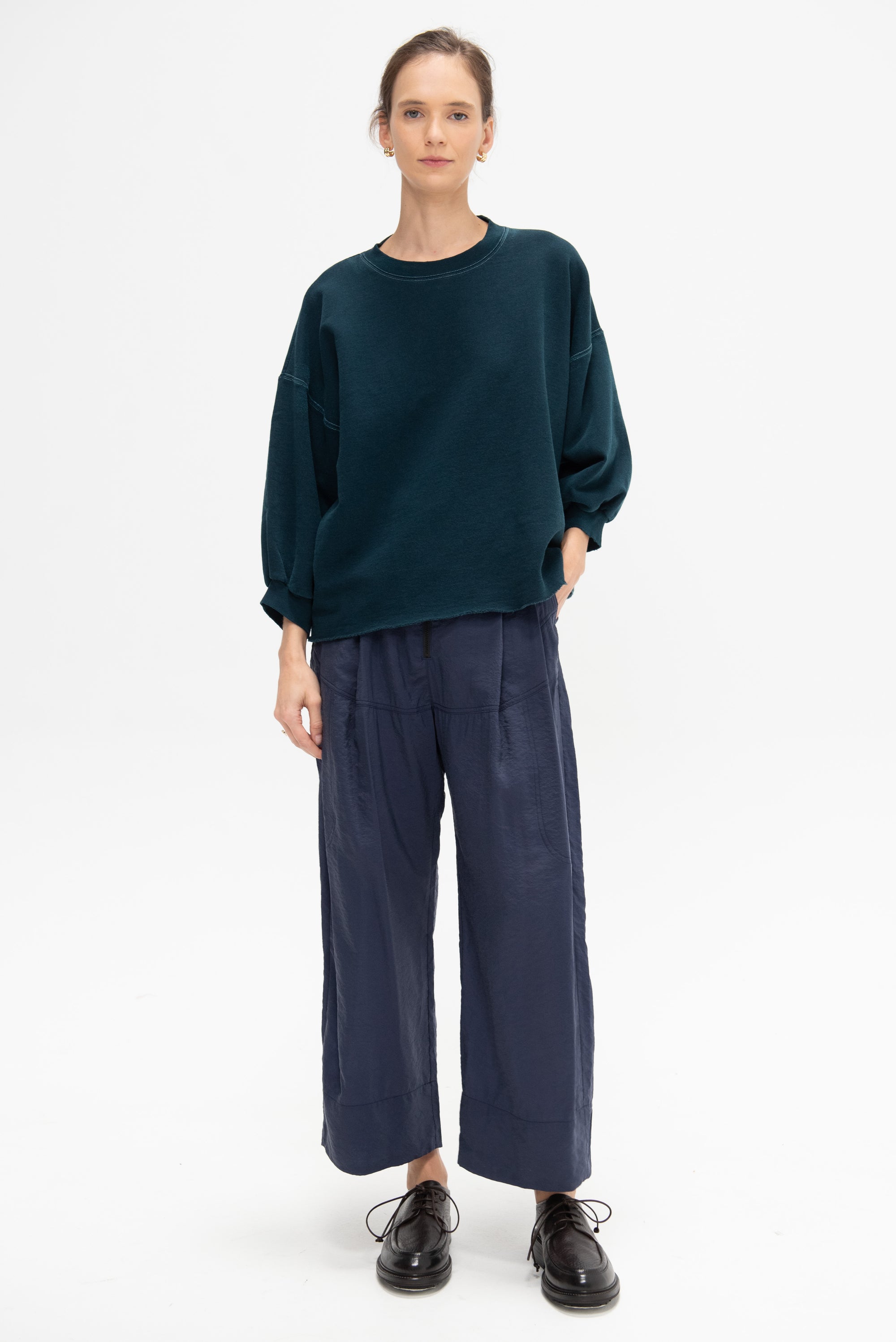 Dini Pant, Navy