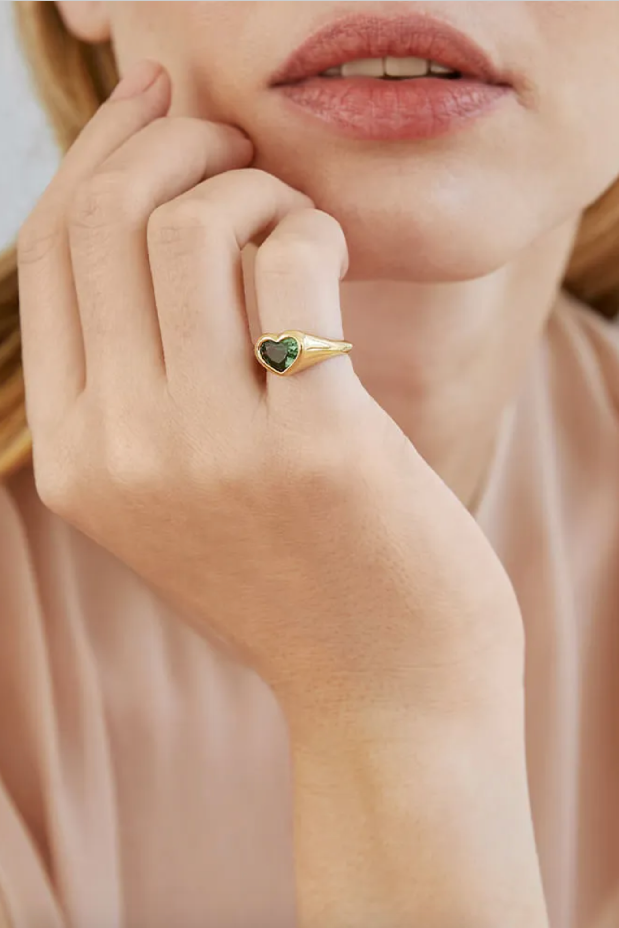 SAUER - Heart Ring, Green Tourmaline