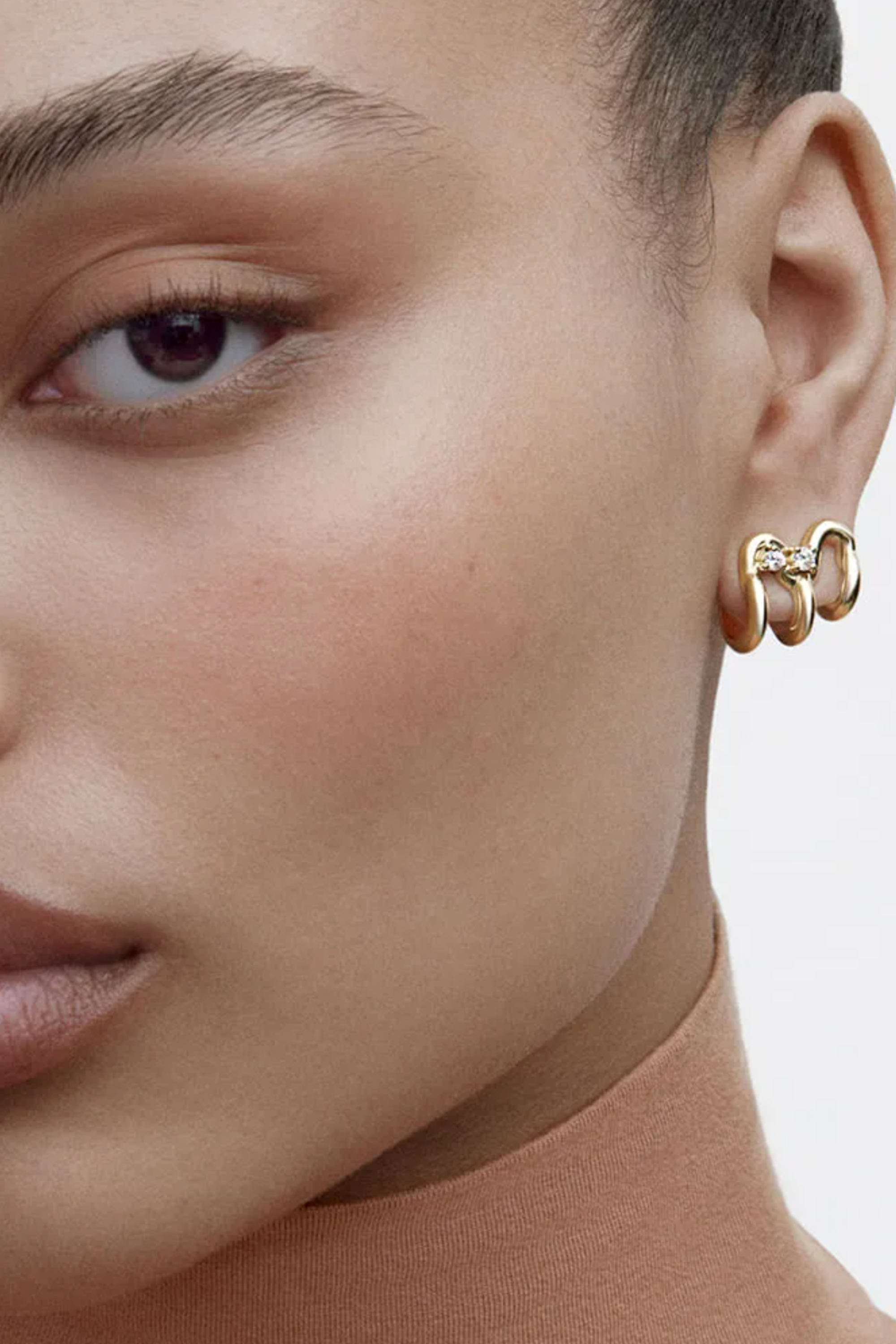 SAUER - Zaha Earring, Diamonds
