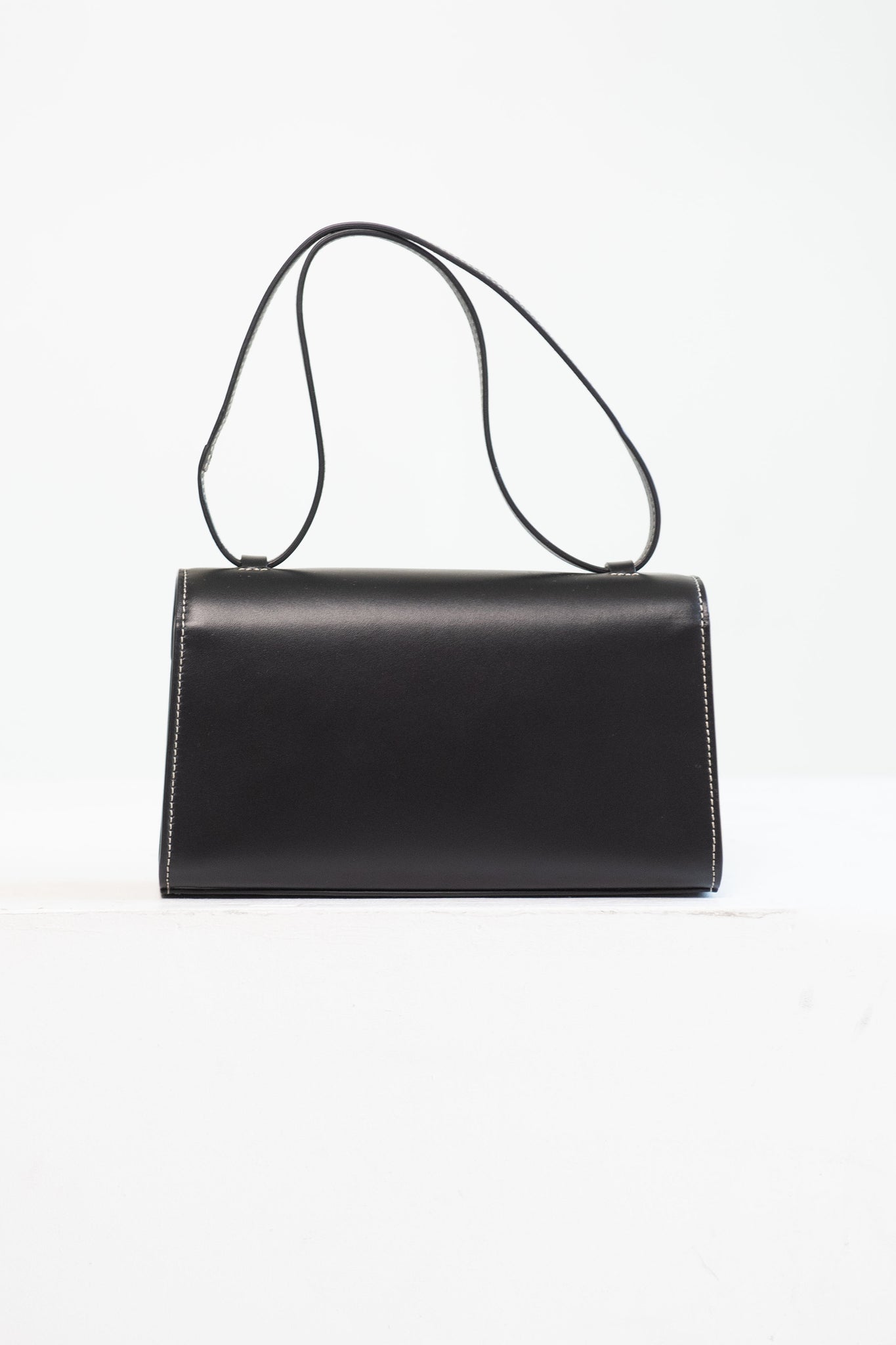 Savette - Sport Shoulder Bag, Black
