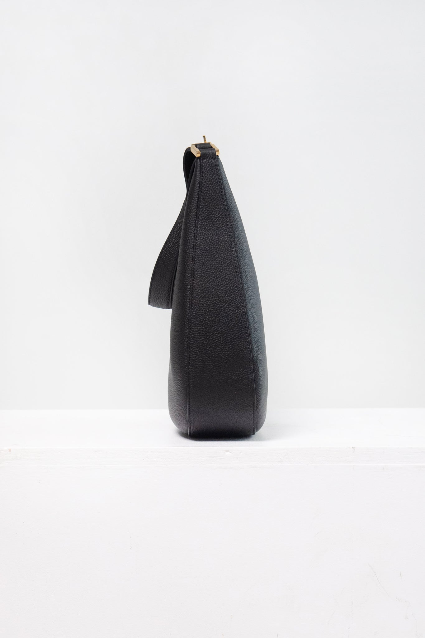 SAVETTE - Large Tondo Hobo, Black