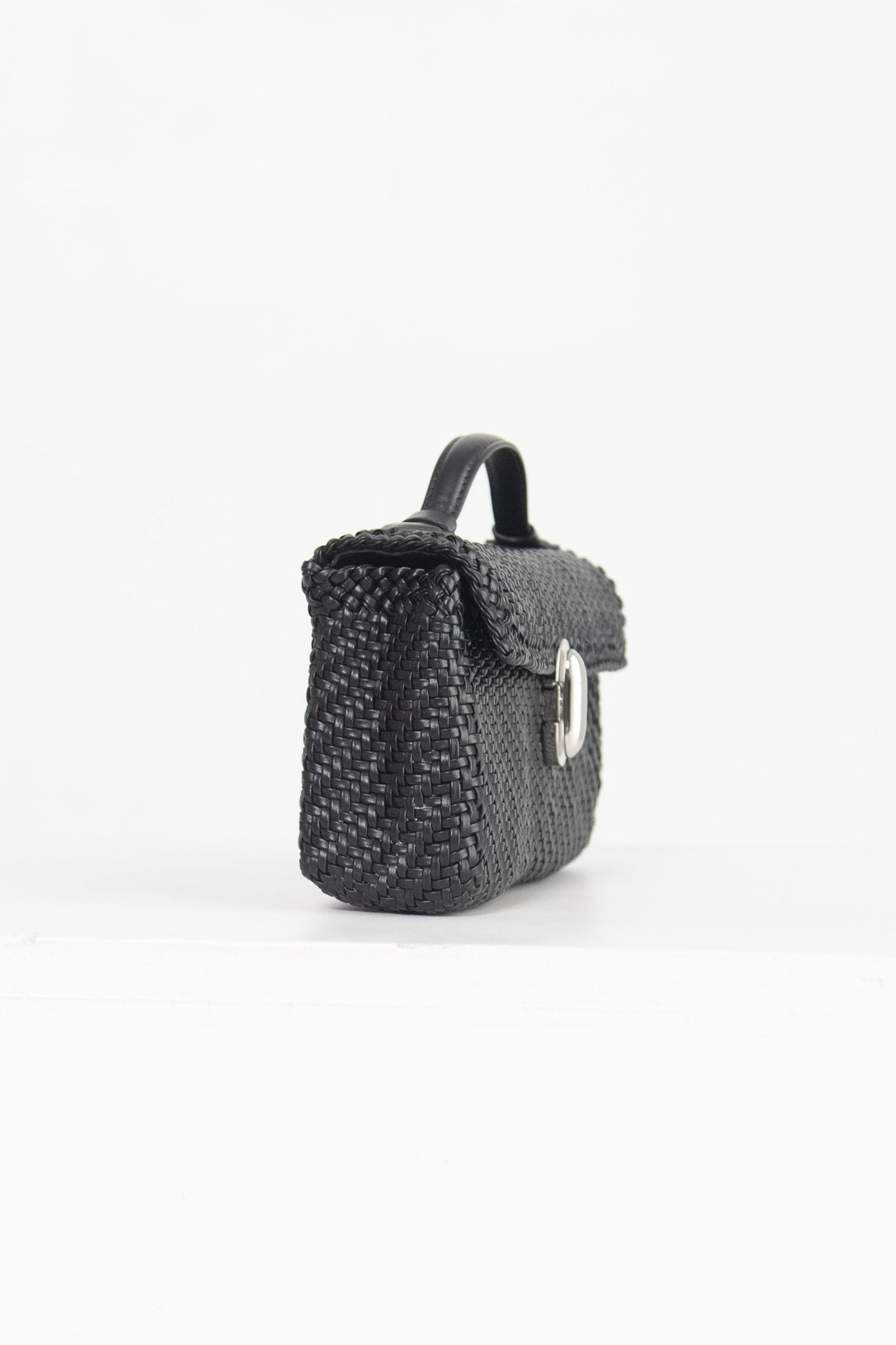 Savette - Symmetry Pochette Woven Leather, Black
