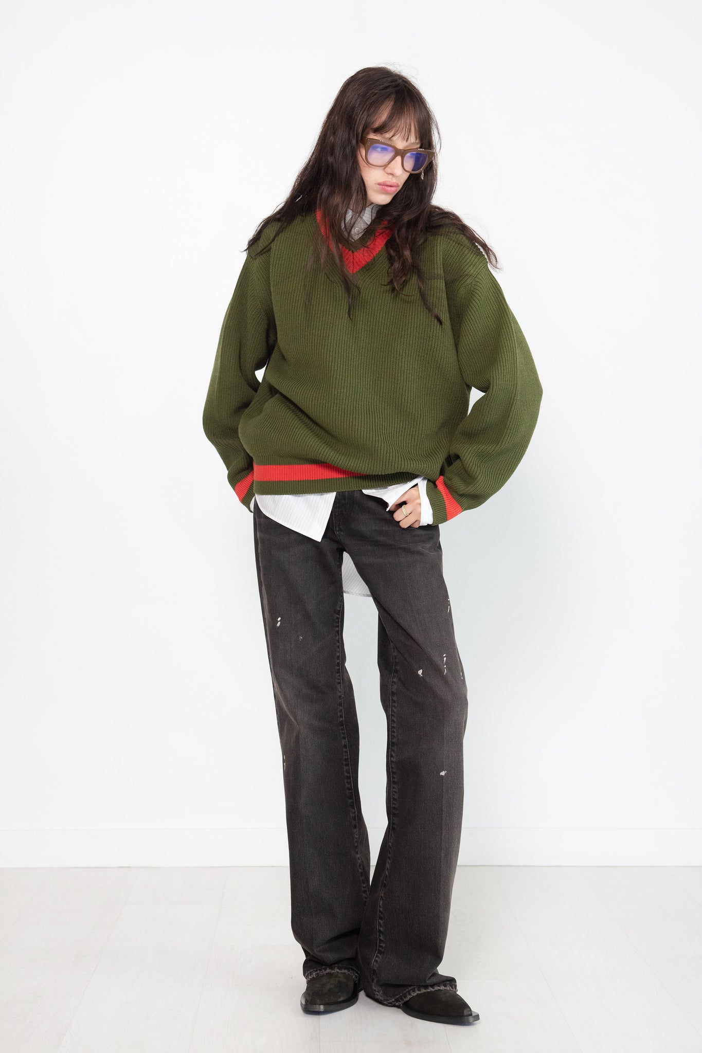 Sofie D'Hoore - Mark V-Neck Sweater, Moss & Poppy