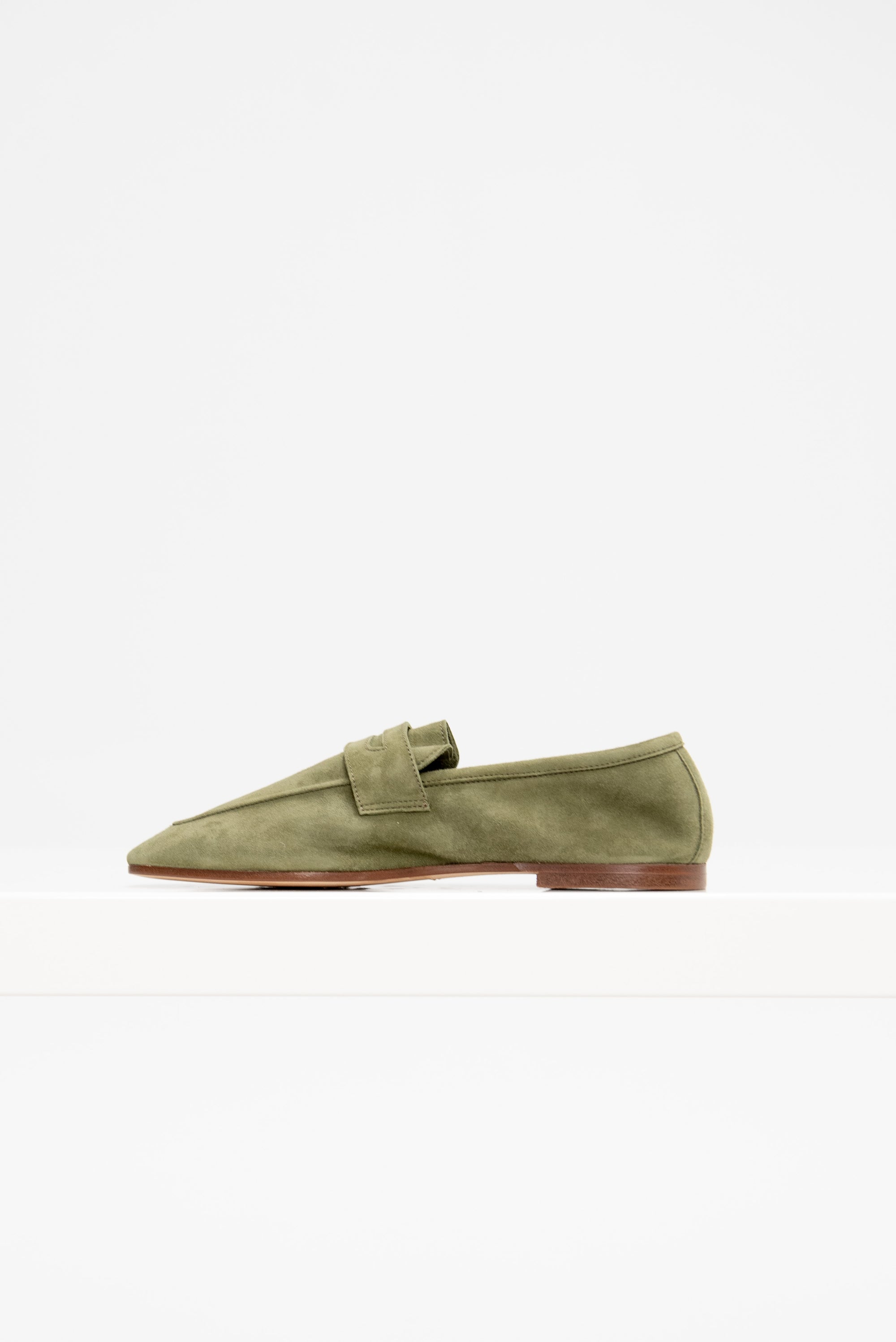 Essenziale Suede Loafer, Khaki