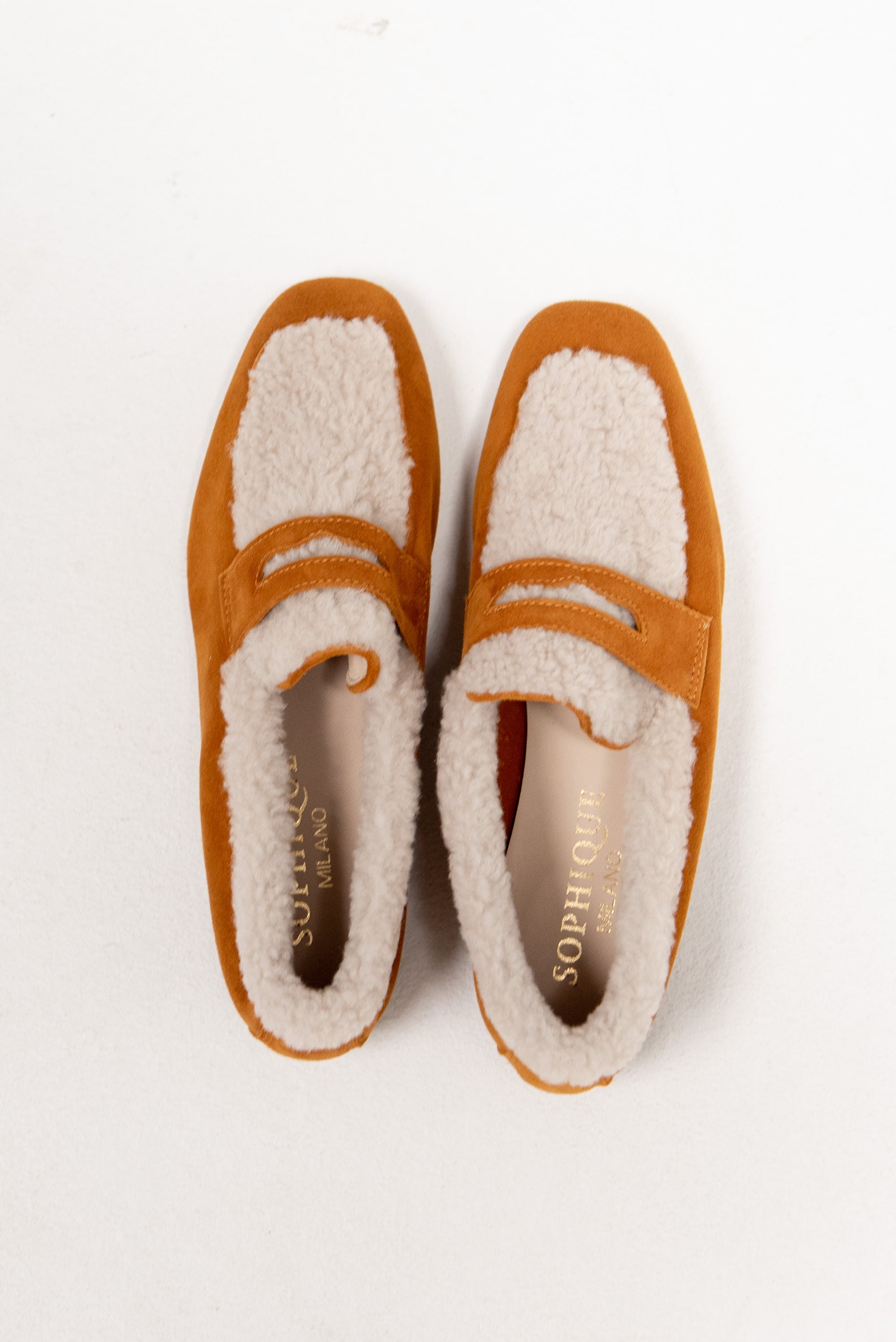 Suede &amp; Shearling Essenziale Loafer, Sand &amp; Cognac