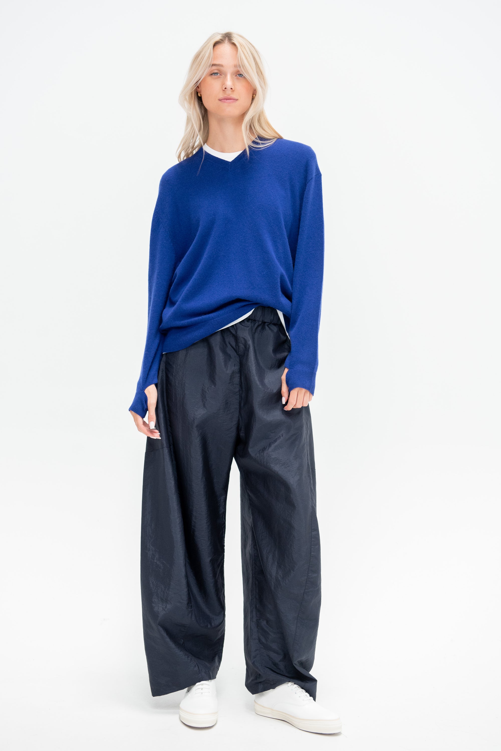 Washable Cashmere Easy V-Neck Sweater, Ink Blue