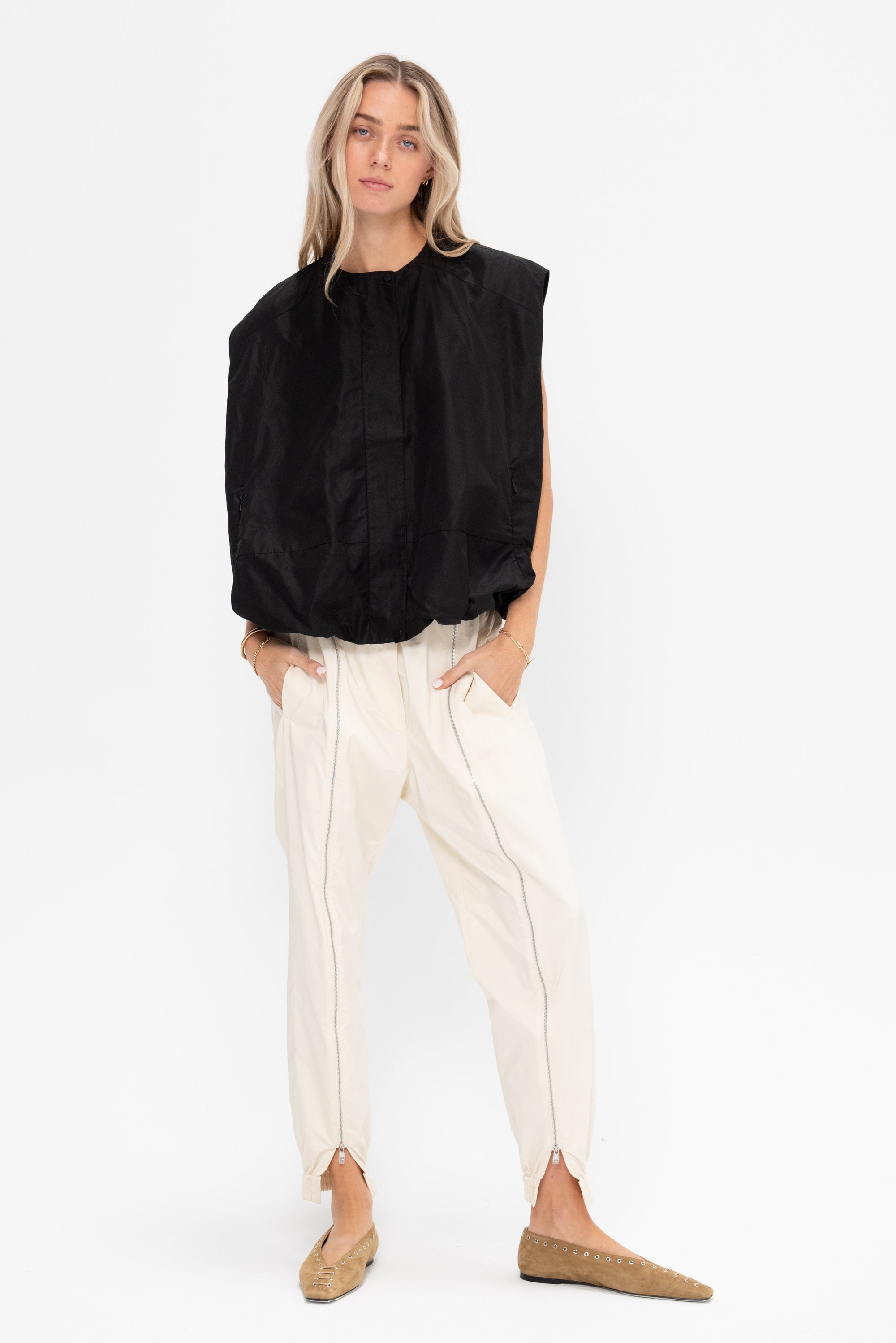 Nylon Zipper Jogger - Short