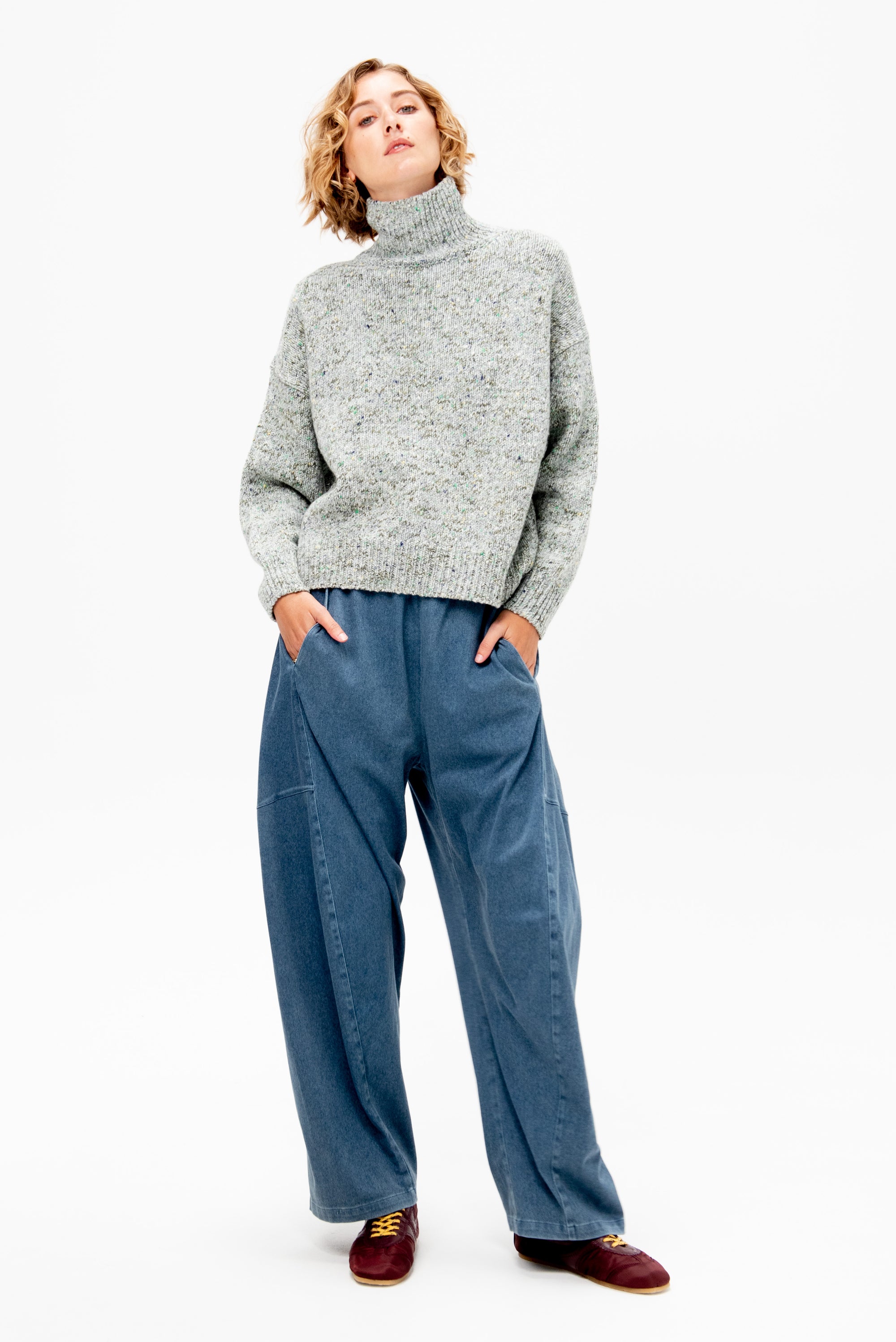 Stretch Denim Knit Winslow Pant - Short, Classic Wash