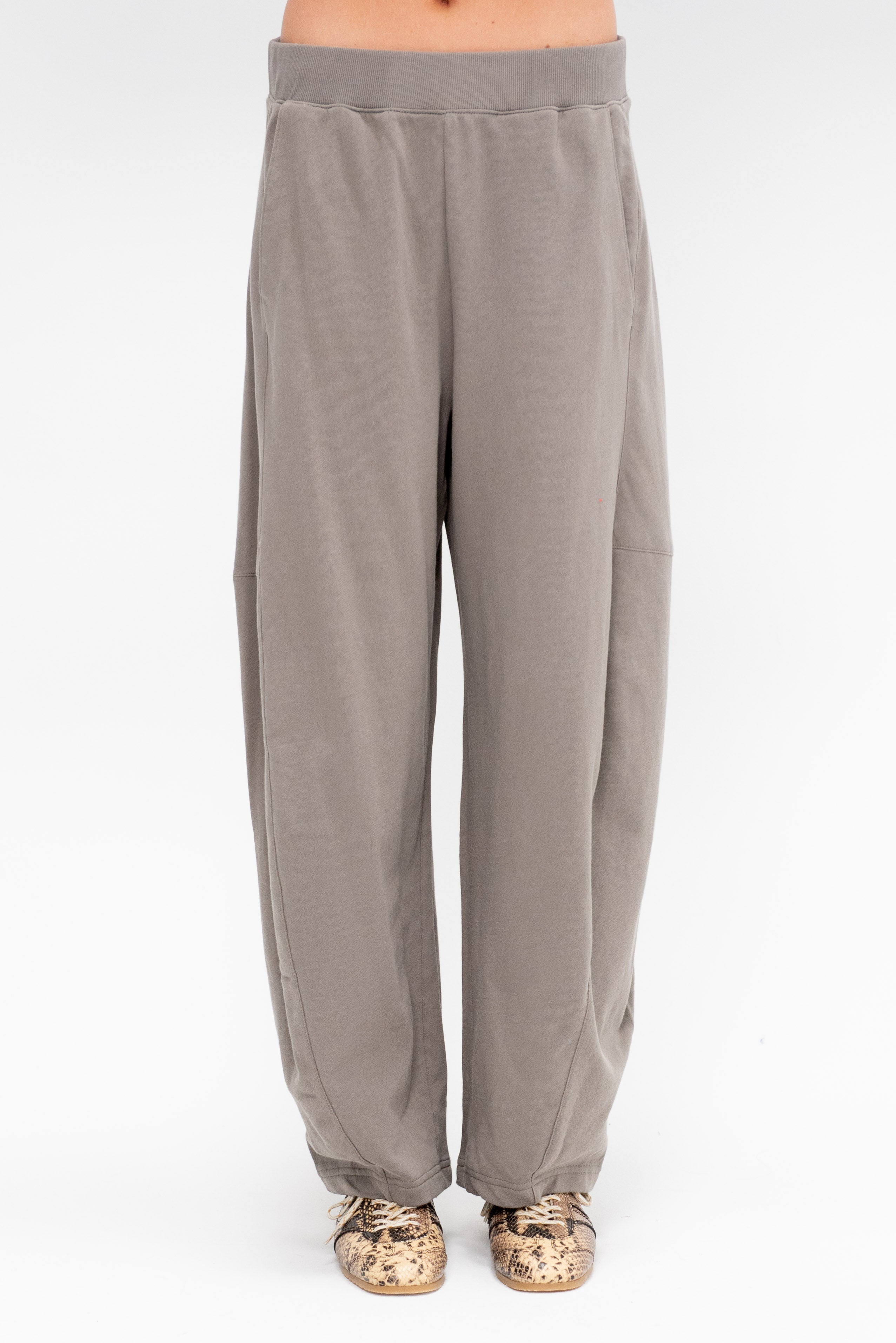 Tibi Winslow Pant Lt Weight Sweatpants – Kick Pleat