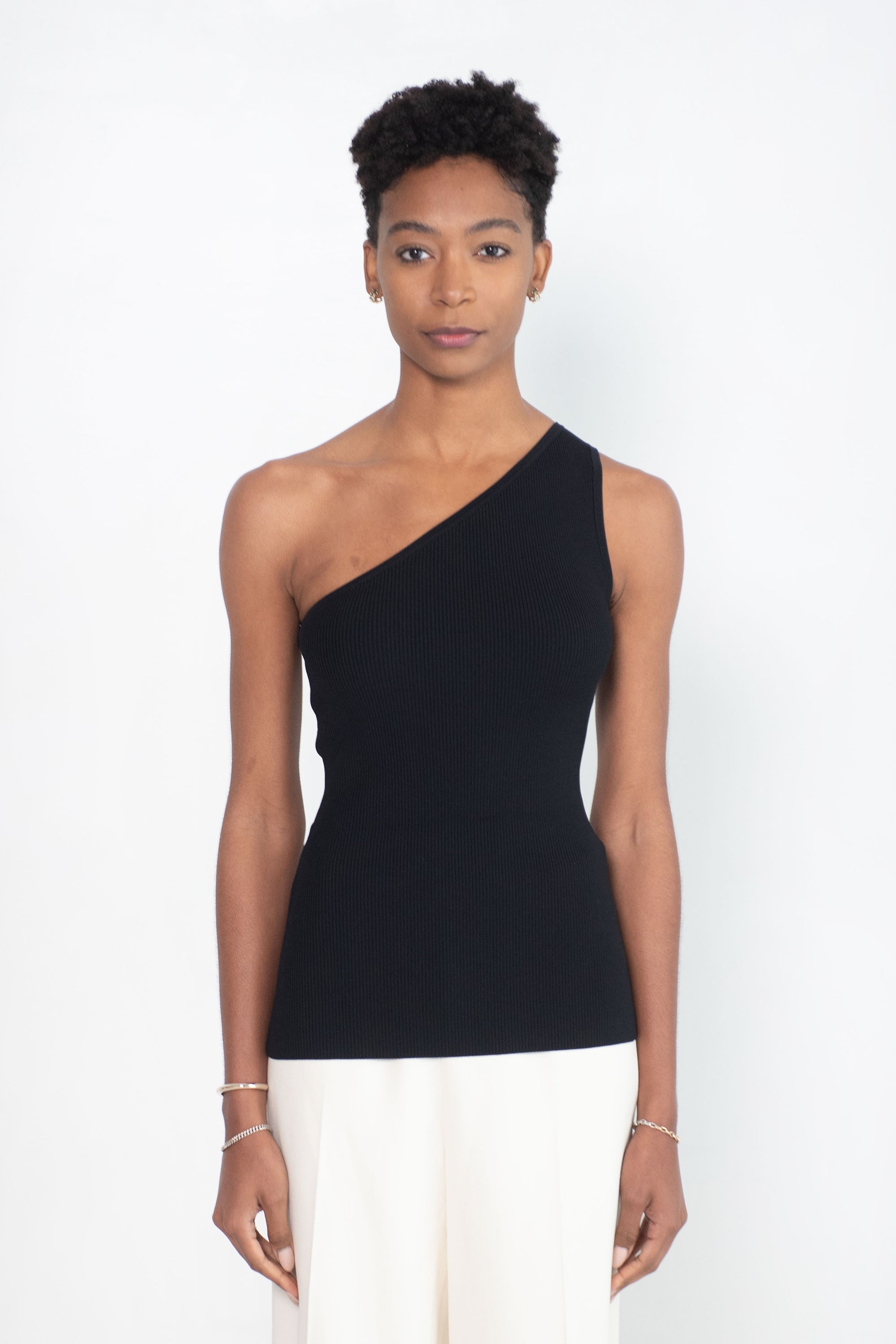 gaffel Også gasformig Toteme One-Shoulder Ribbed Top, Black – Kick Pleat