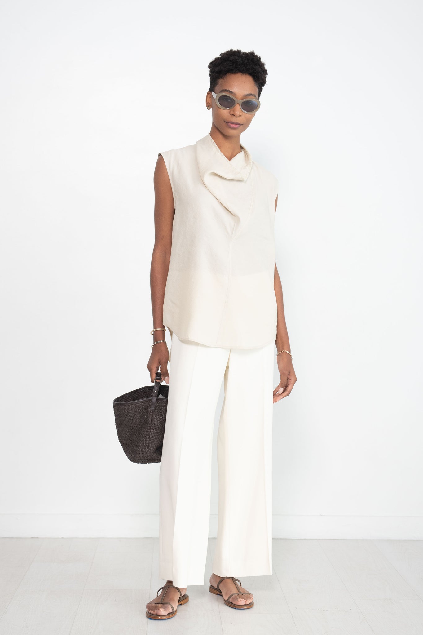Totême - Clean Wide Trousers, Macadamia