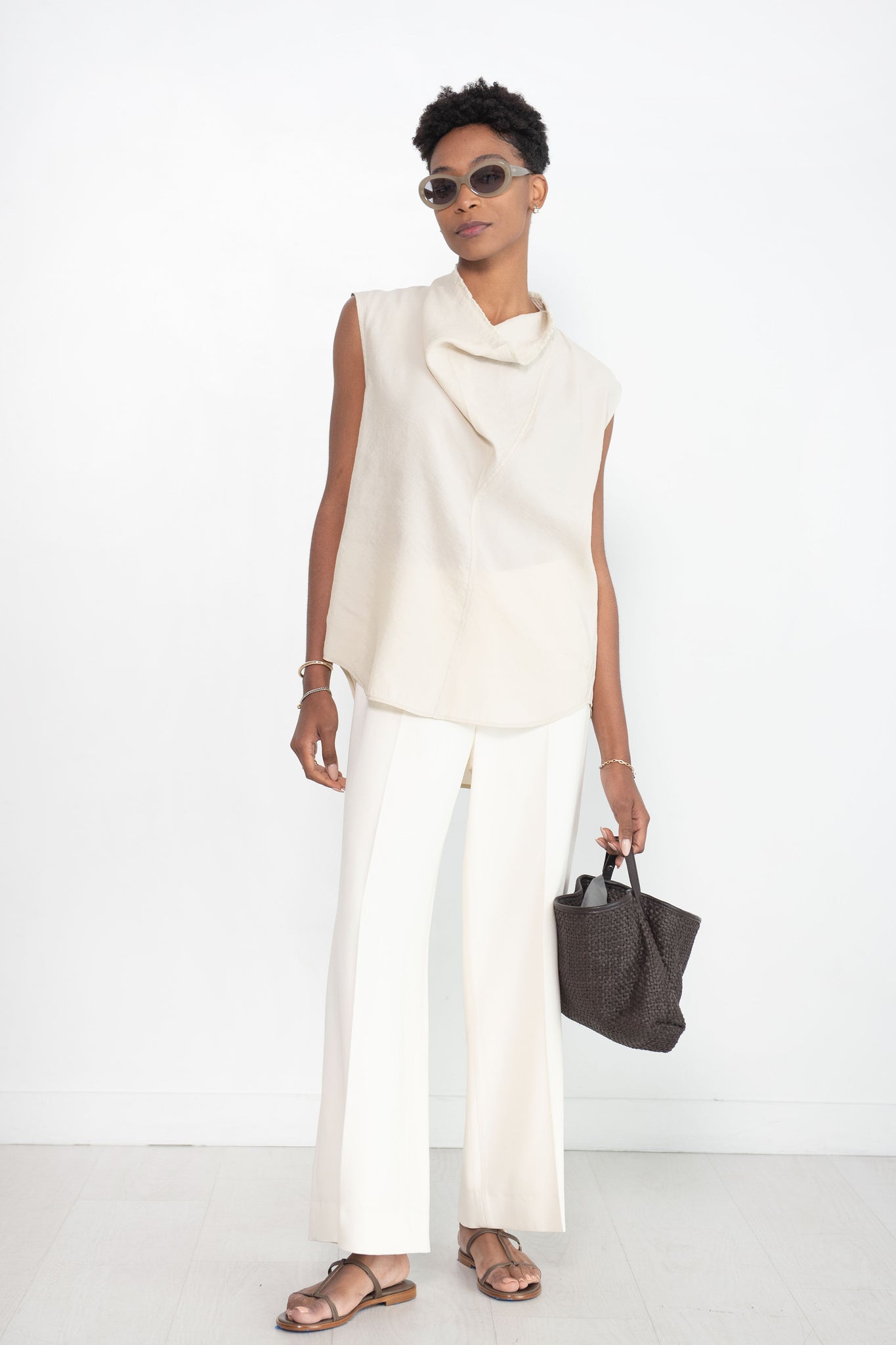 Totême - Clean Wide Trousers, Macadamia
