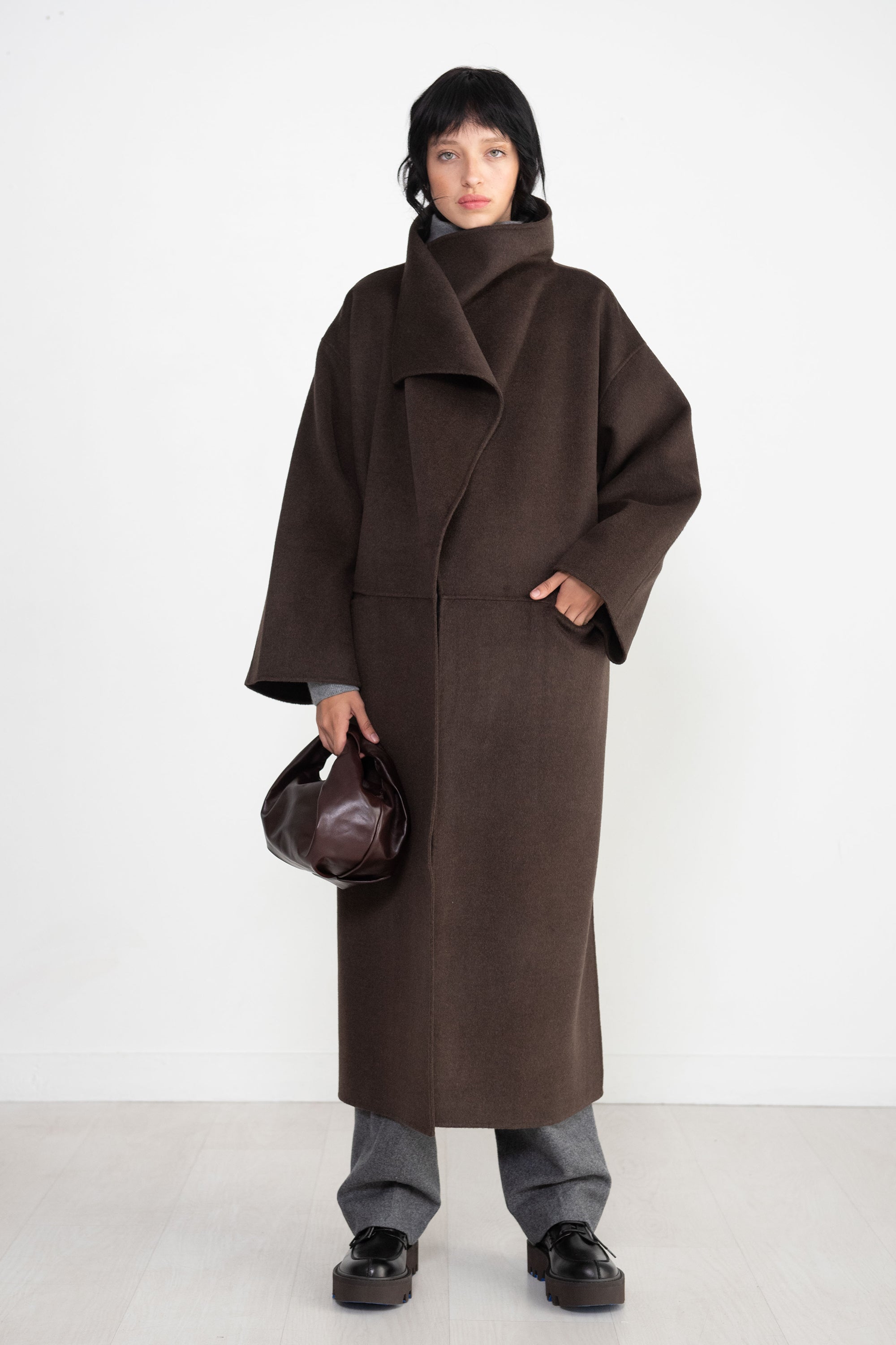 Toteme Signature Wool Cashmere Coat, Chocolate Melange – Kick Pleat