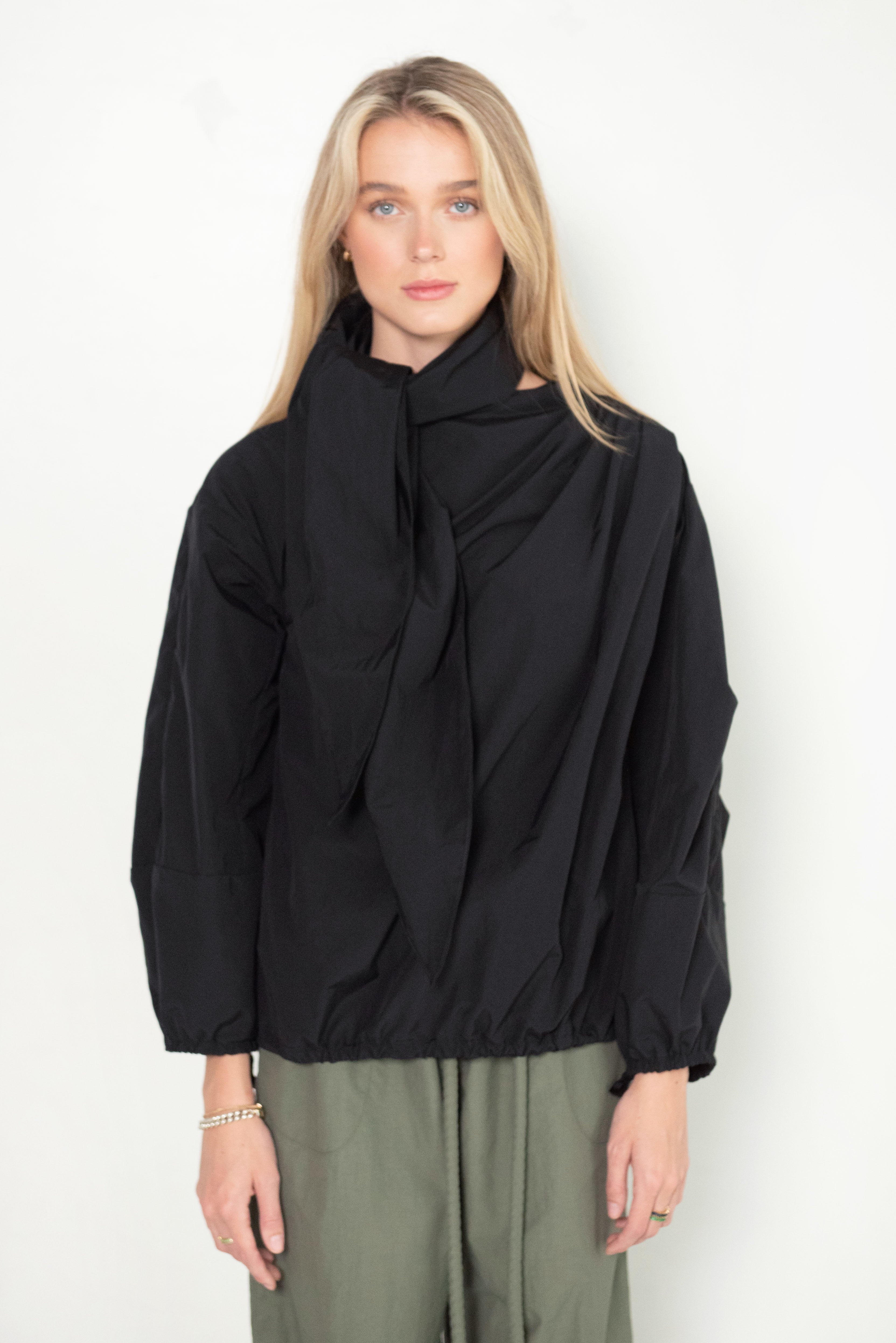 Veronique - Pleated Blazer Jacket