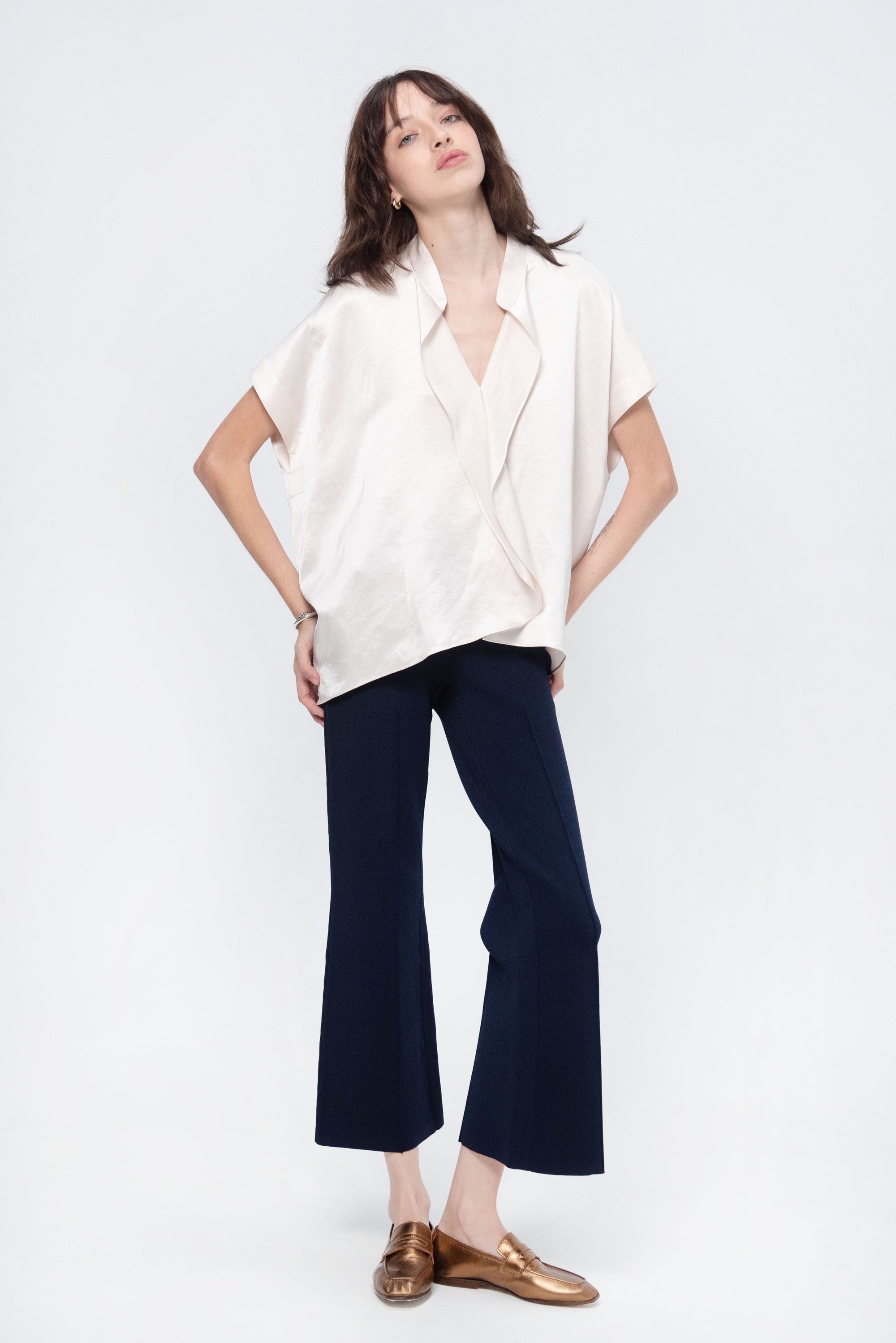 Kick Pleat Exclusive Fin Gaban Shirt