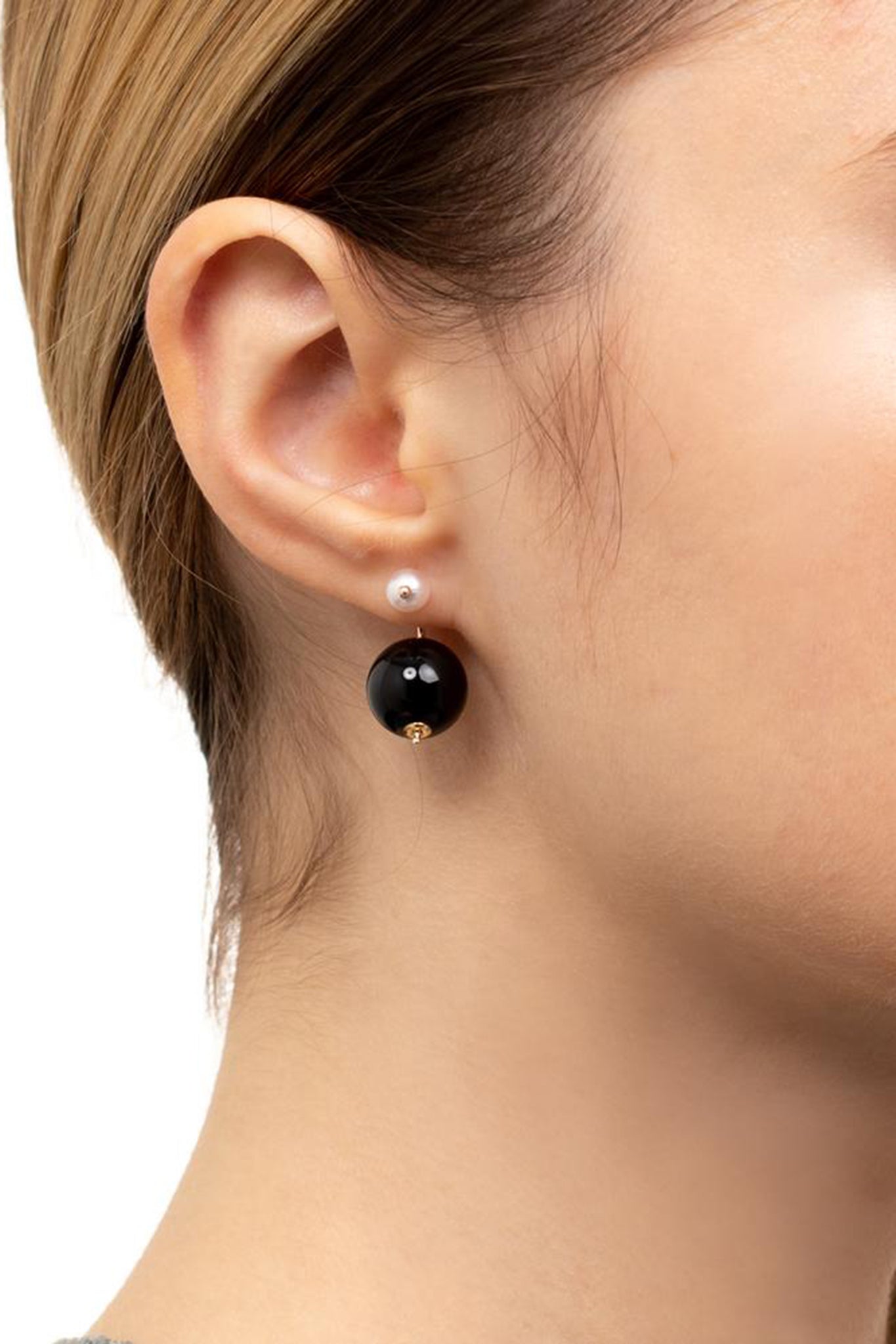 HIROTAKA - Bumble BEE PEARL + ONYX BACK EARring, gold