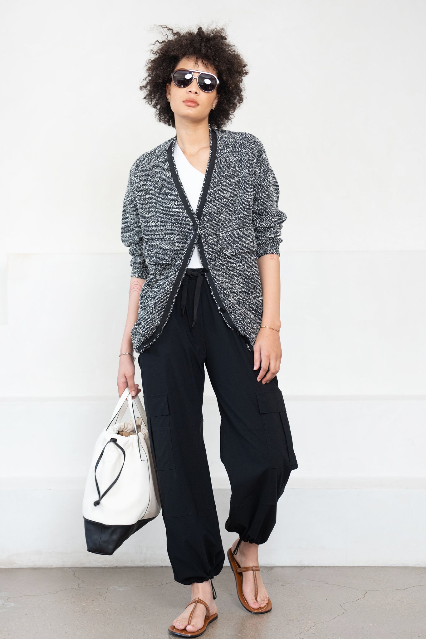 Cog the Big Smoke - Hayden Cardigan, Black Pepper