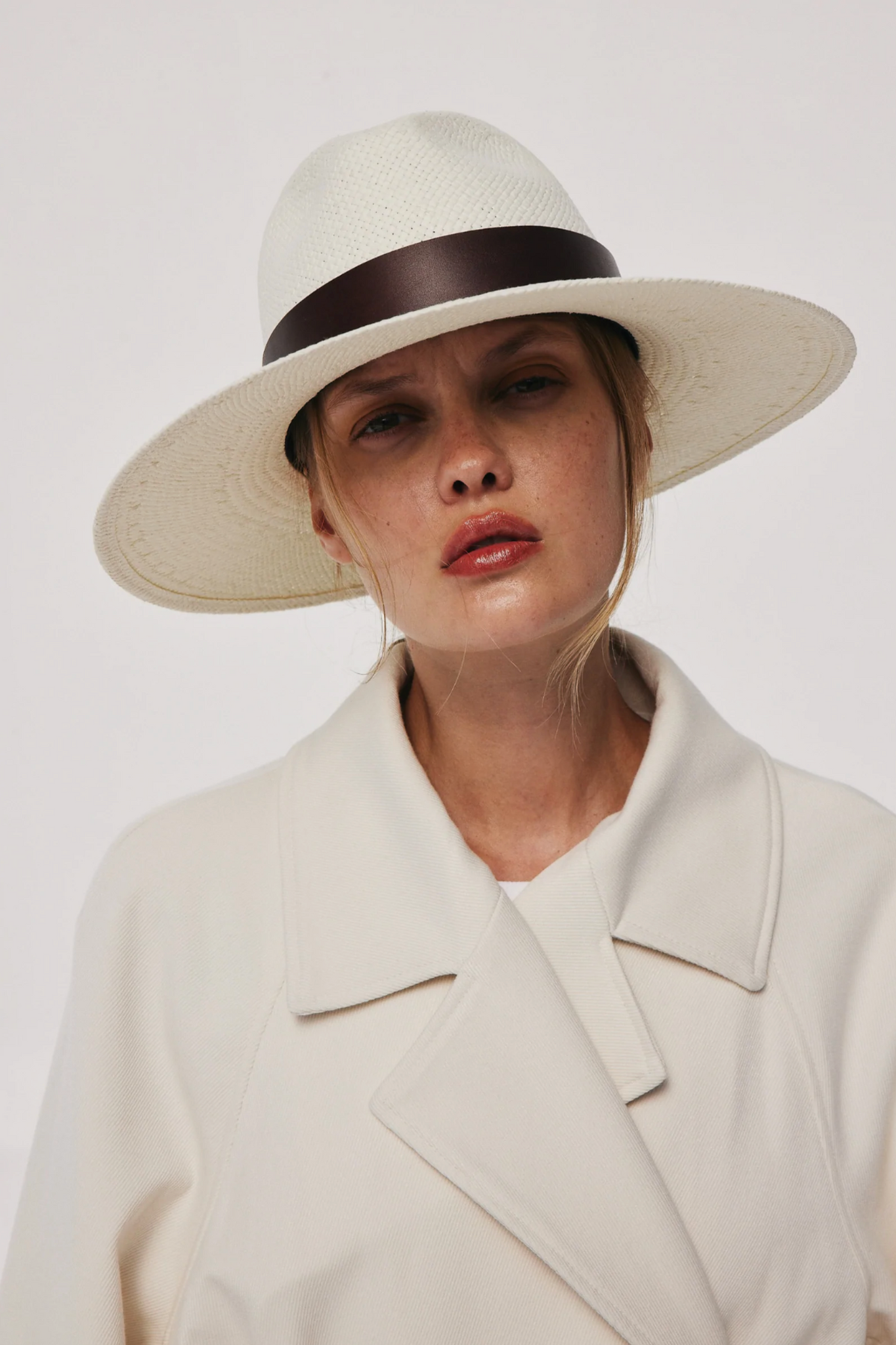 Janessa Leoné - Corbin Hat, Bleach