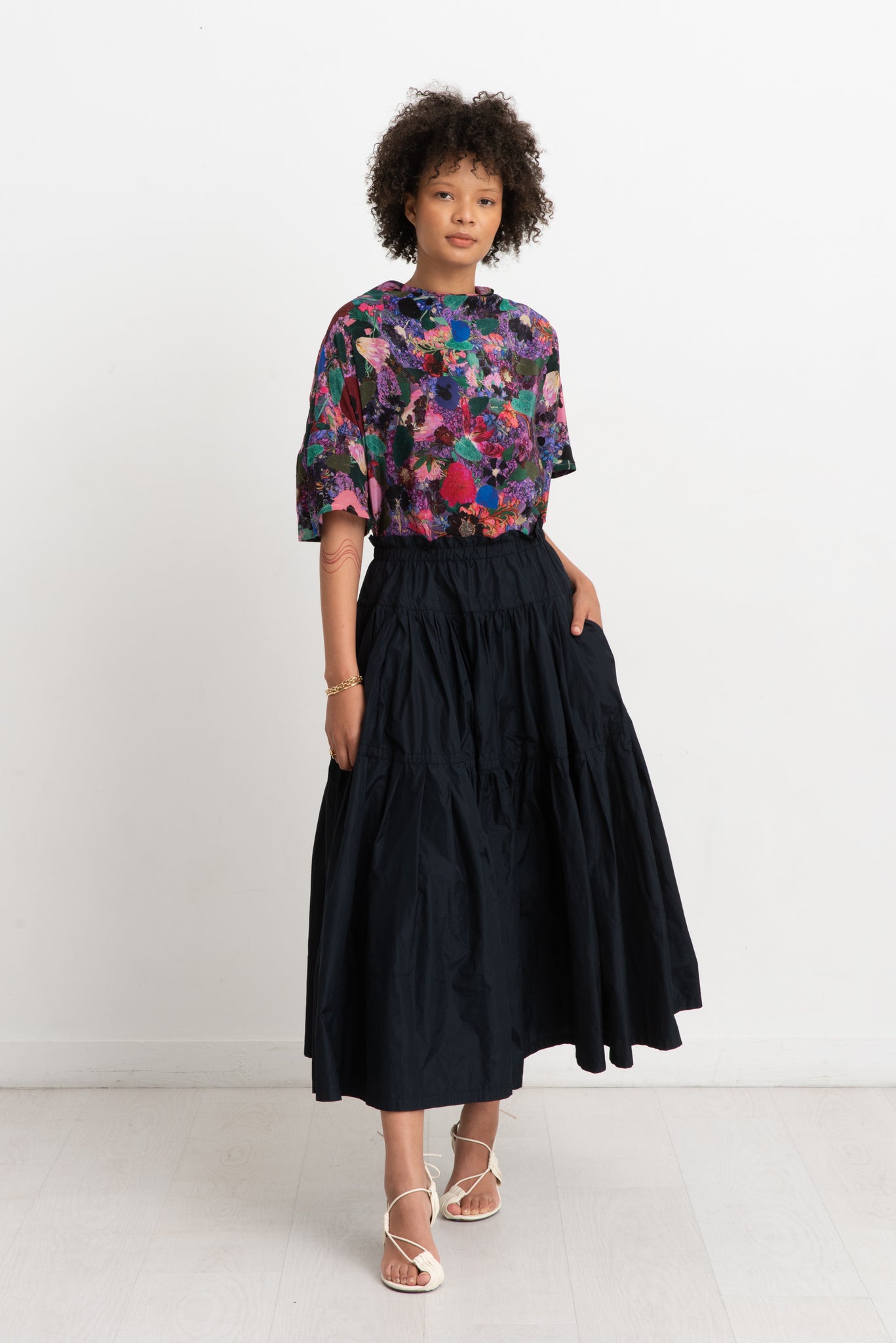 ANNTIAN - Asymmetrical Wave Top, Print A - Pressed Flowers