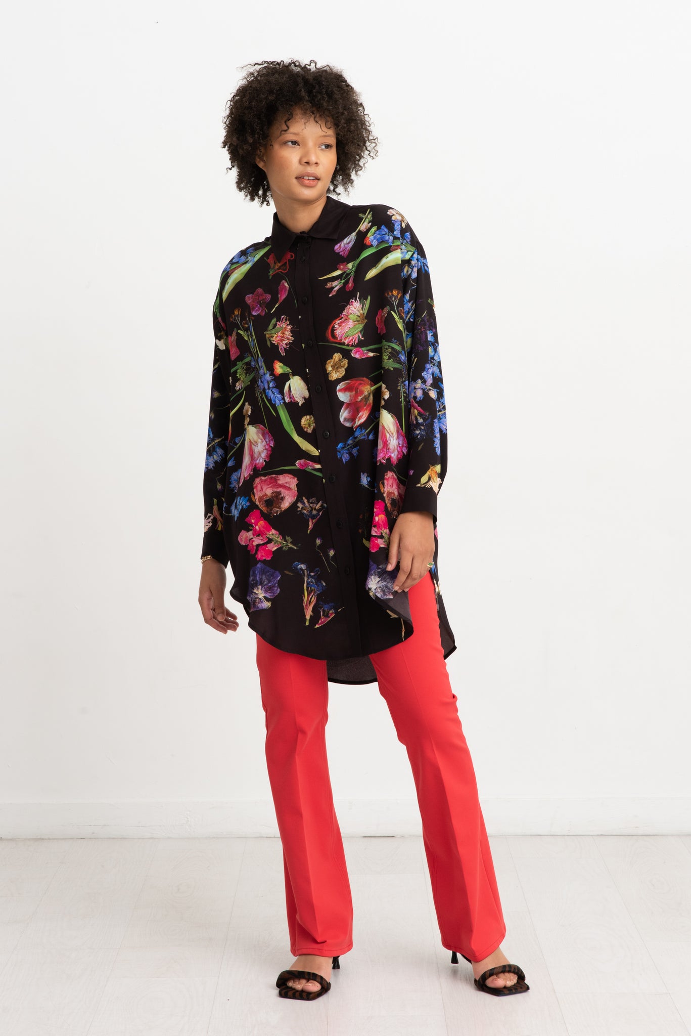 ANNTIAN - Big Silk Shirt, Print I - Pressed Flowers