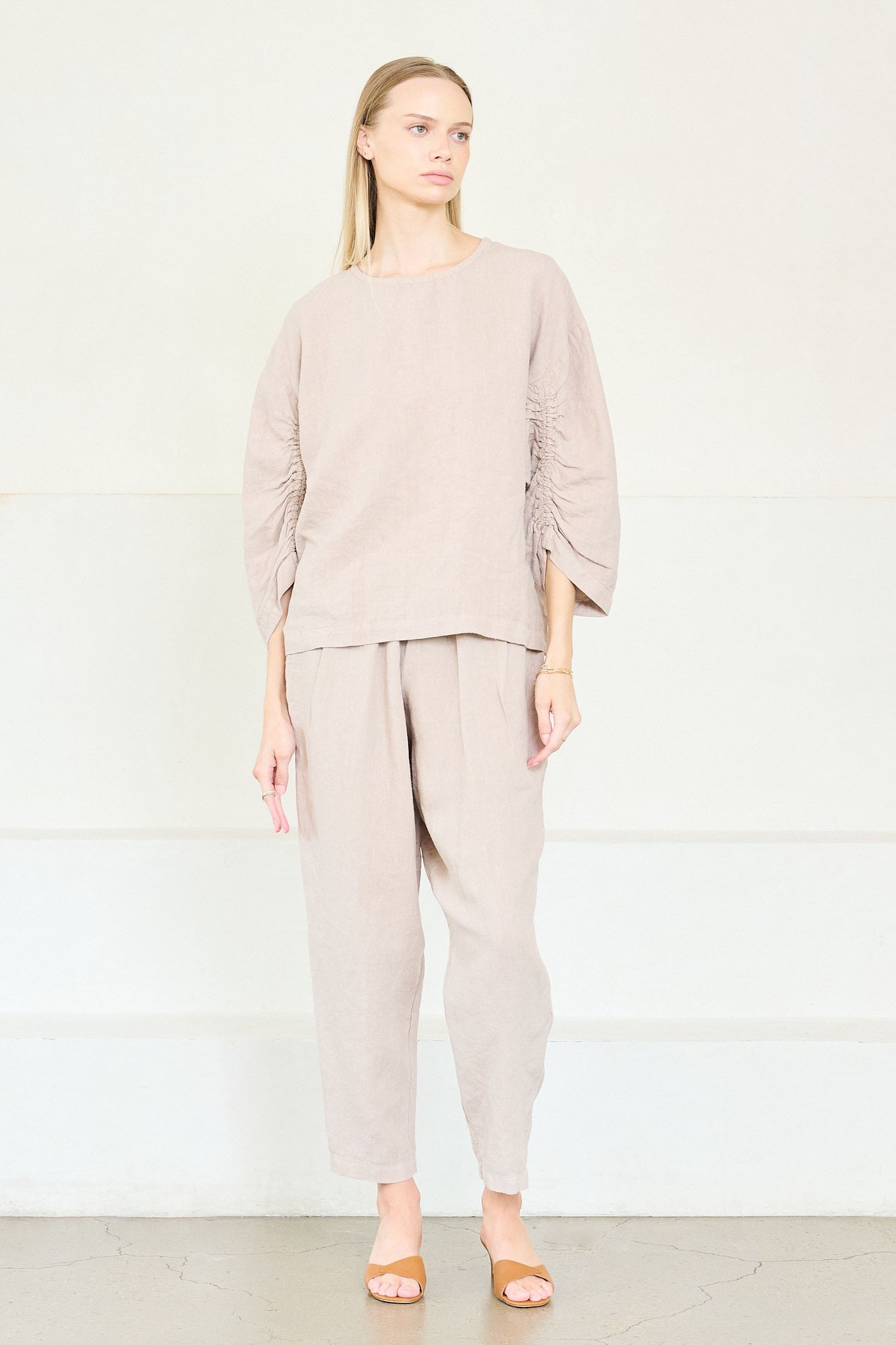 Black Crane - Xiao Top, Stone