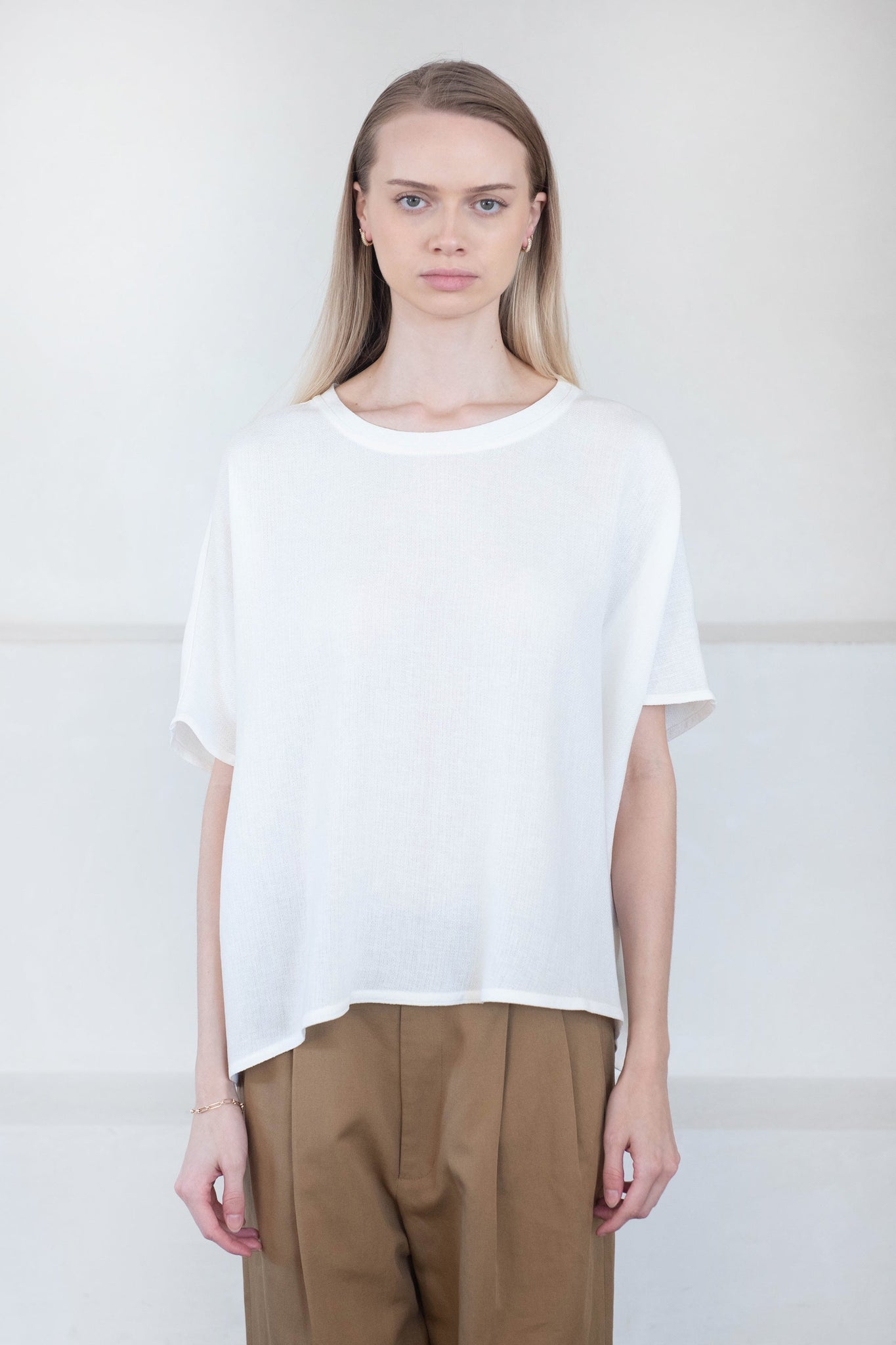 Dušan - Easy T-Shirt, White
