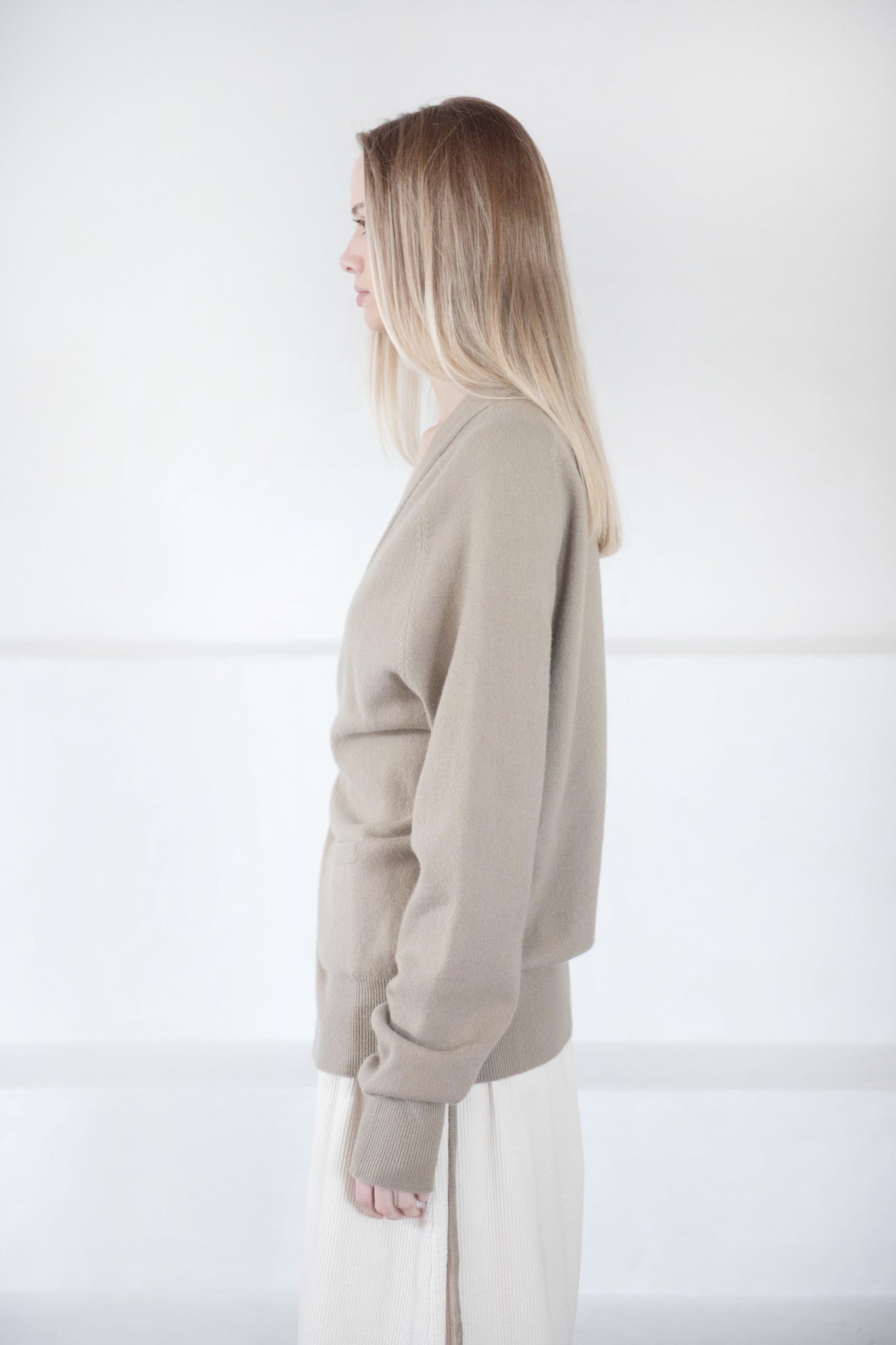 Extreme Cashmere - N°185 Feike Cardigan, Dust